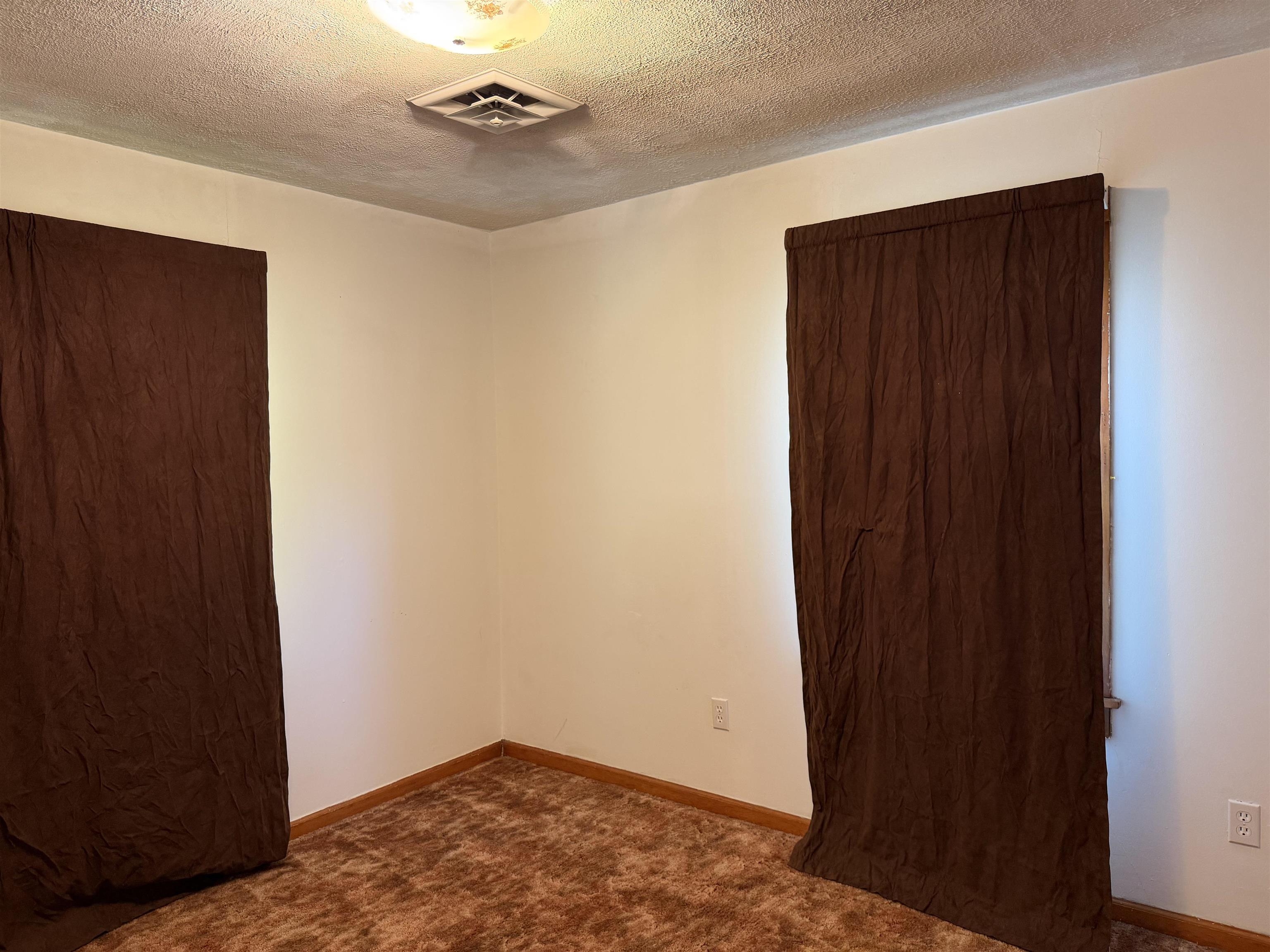 410 E Ohio Property Photo 22