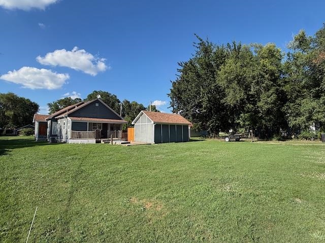 926 E 7th Property Photo 8