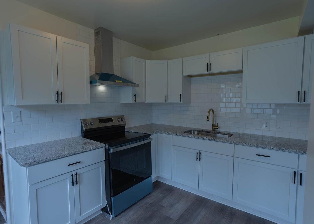 415 College Property Photo 5
