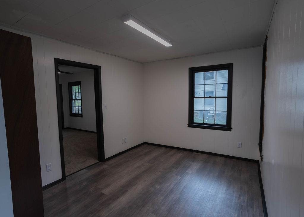 415 College Property Photo 8