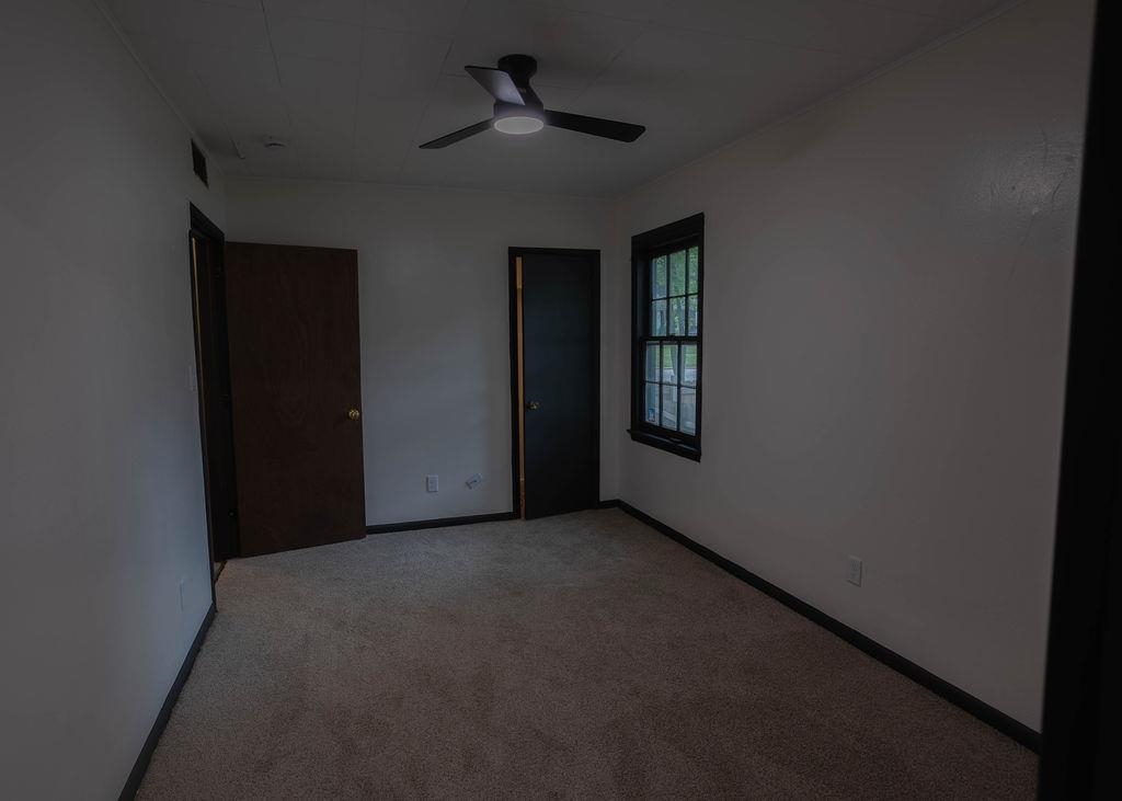 415 College Property Photo 11