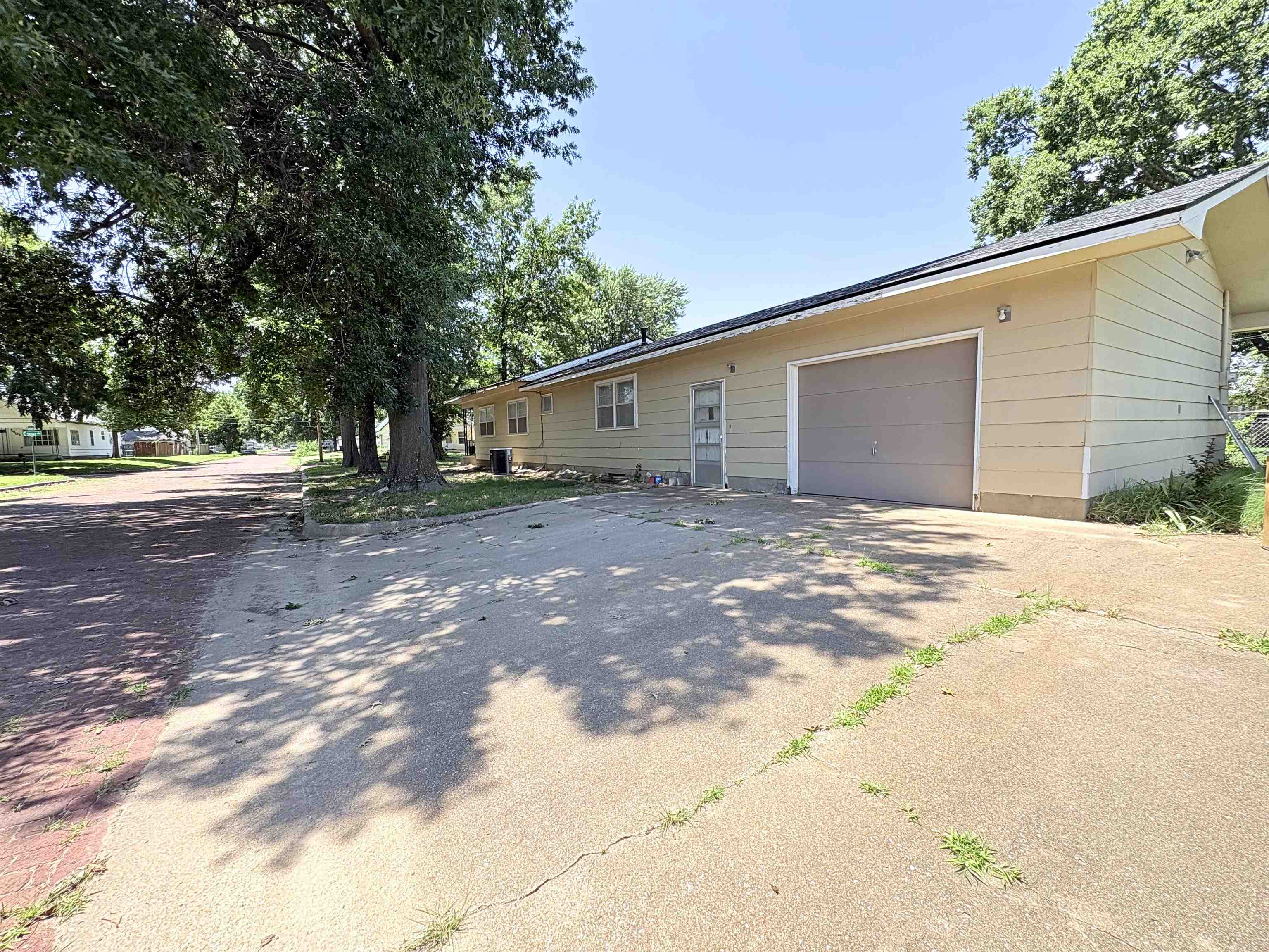 1326 S C St Property Photo 17