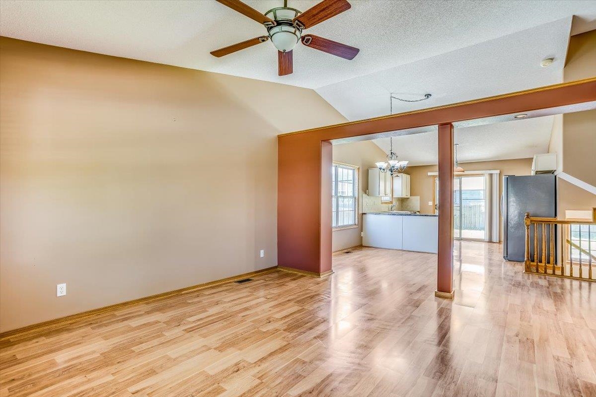 2421 S Cypress Property Photo 2