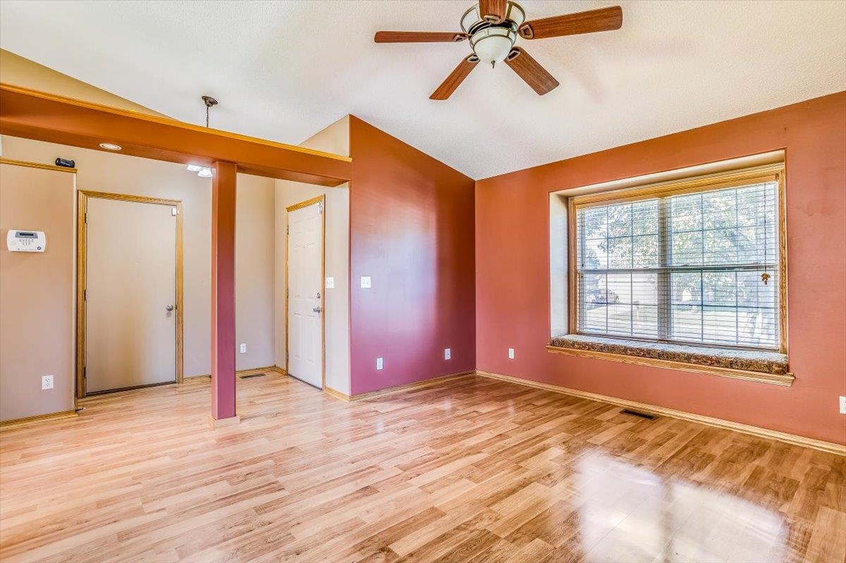 2421 S Cypress Property Photo 4