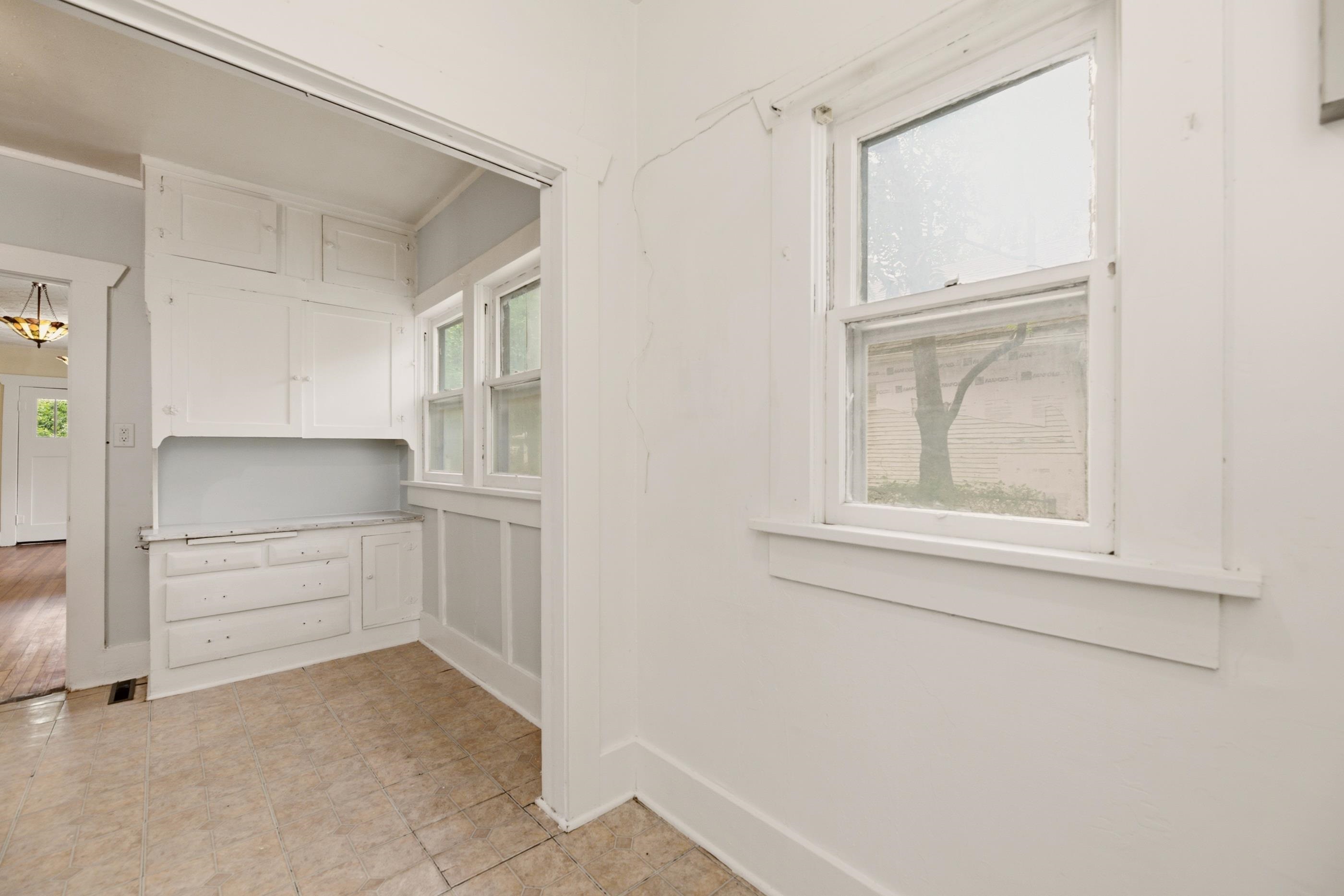 231 N Exposition Ave Property Photo 25