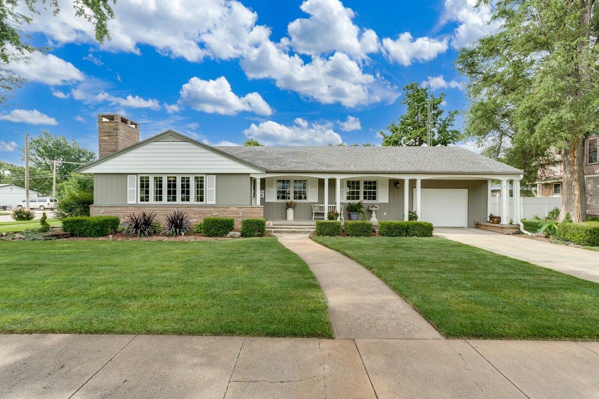 321 E Main Street