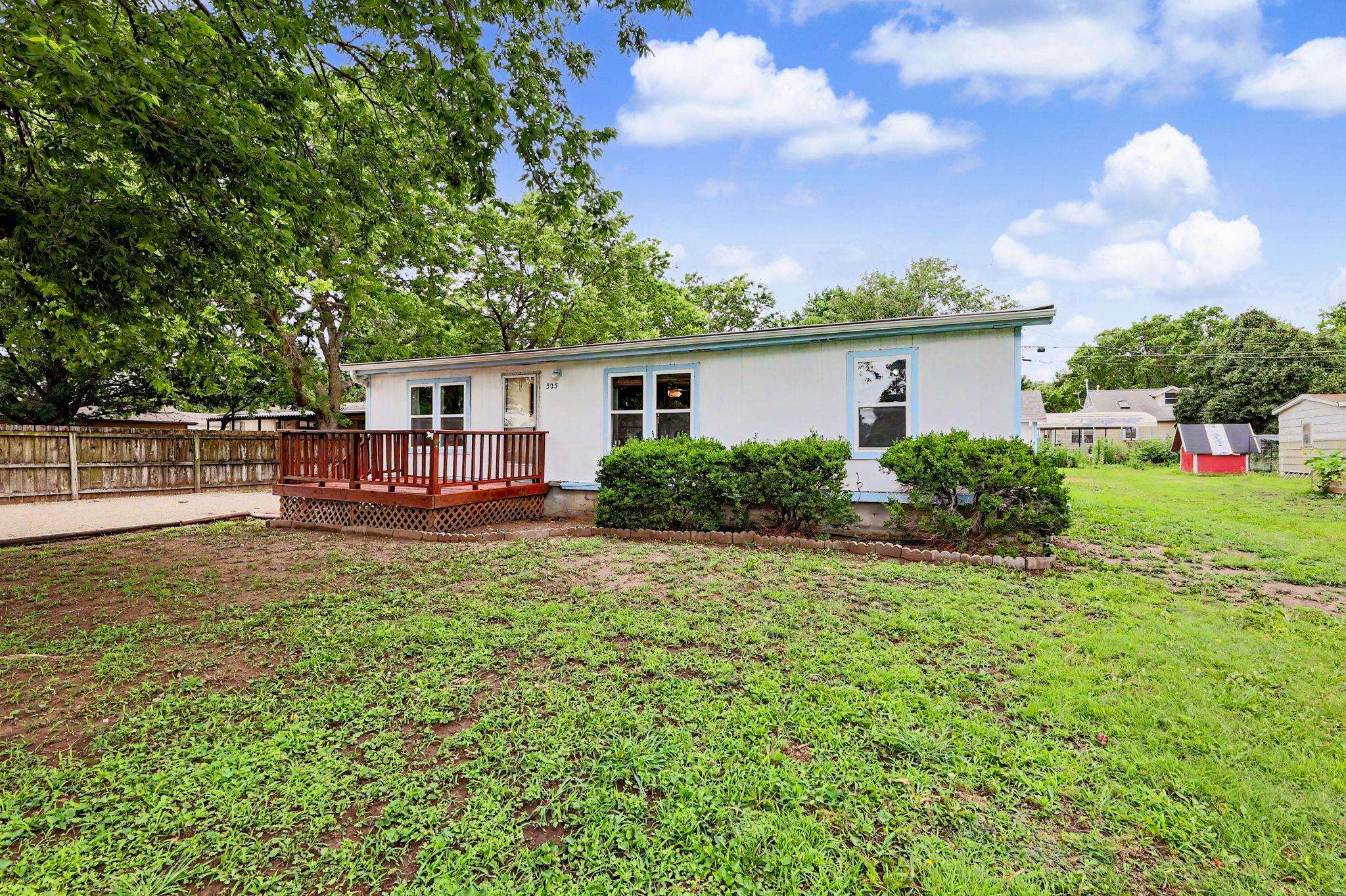 325 S Wichita Property Photo 5