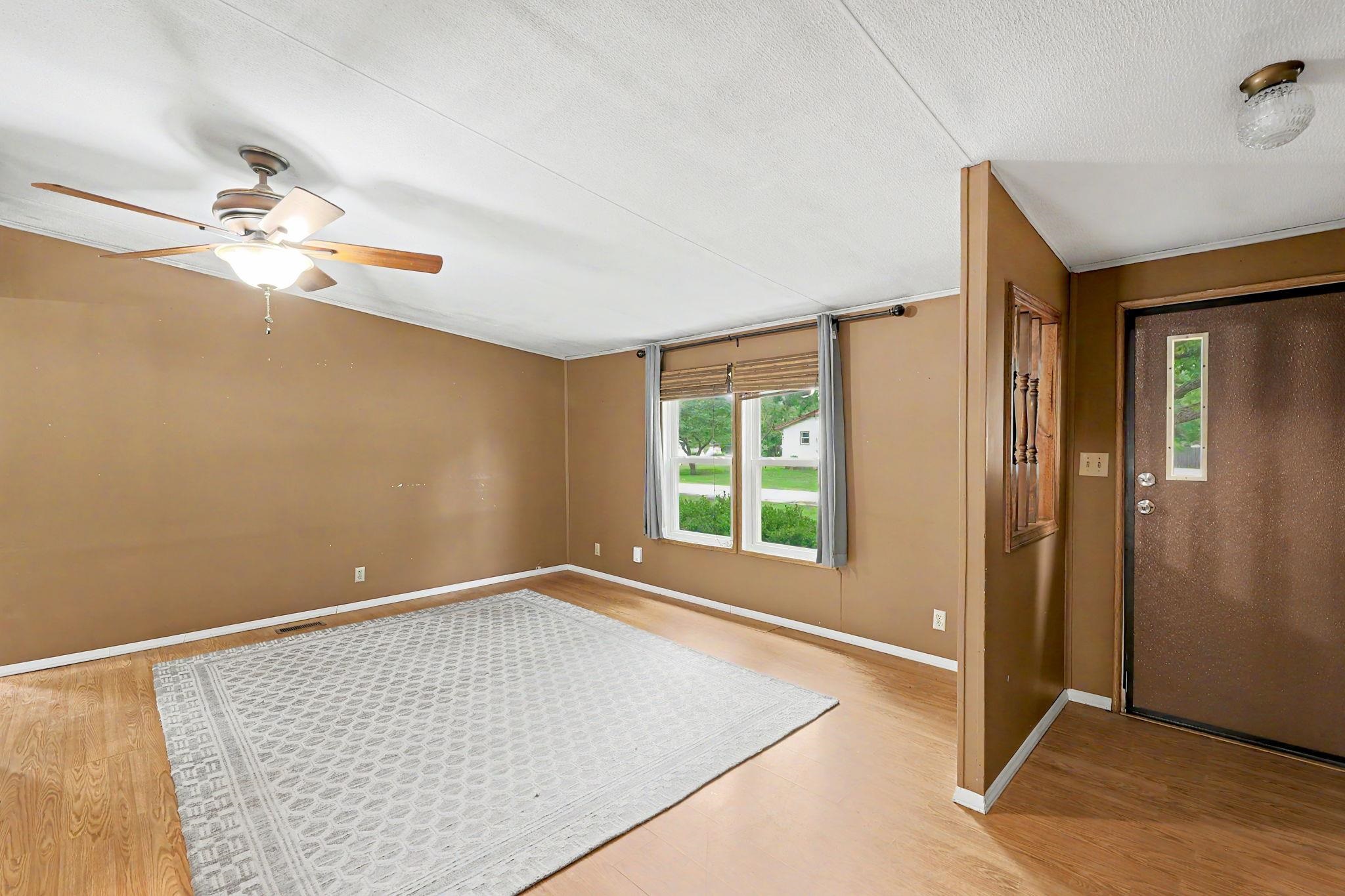 325 S Wichita Property Photo 11
