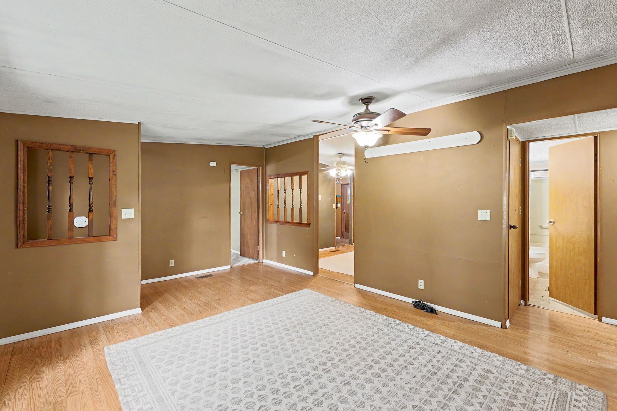 325 S Wichita Property Photo 13