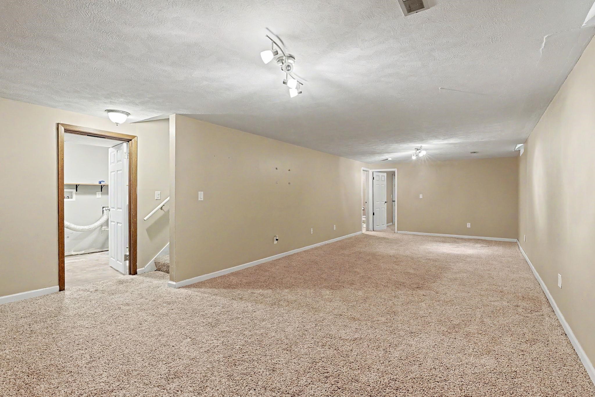 9320 E Barron Cir Property Photo 17