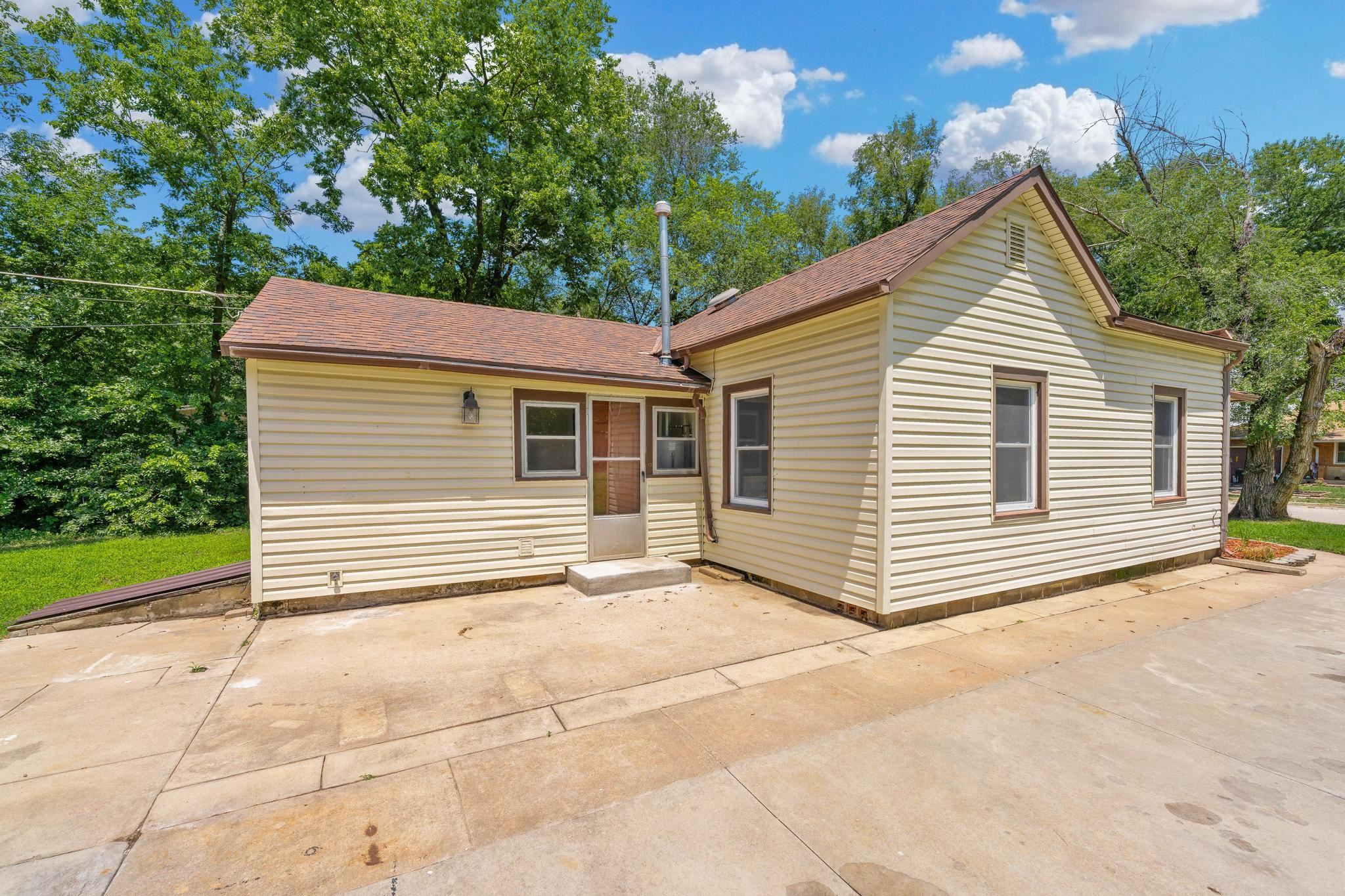 407 N Lincoln Property Photo 29