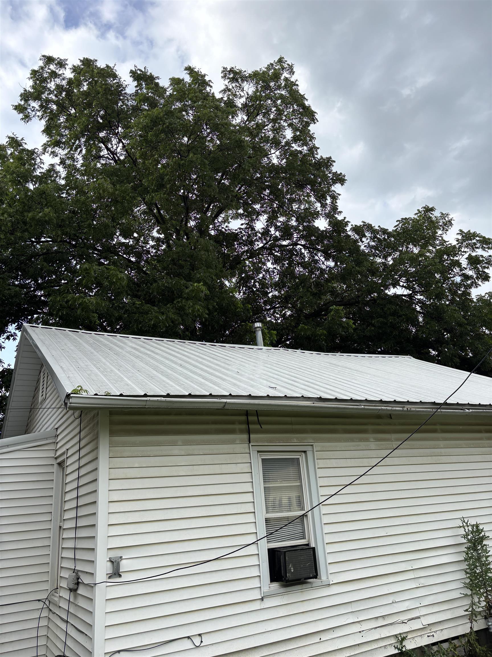 721 N Star St Property Photo 5