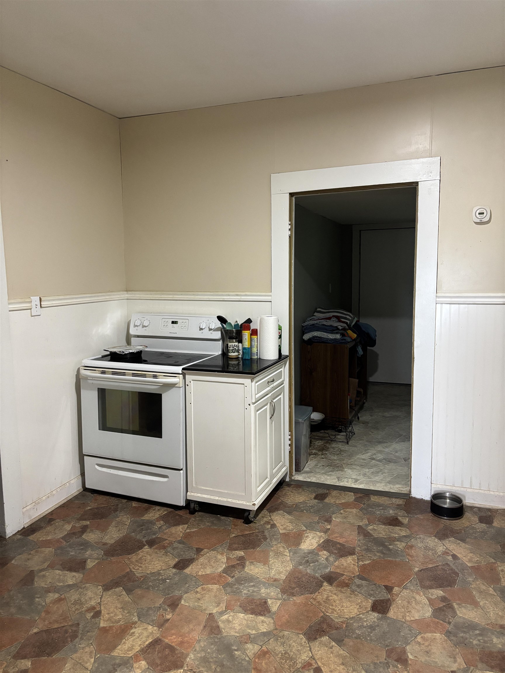 721 N Star St Property Photo 16