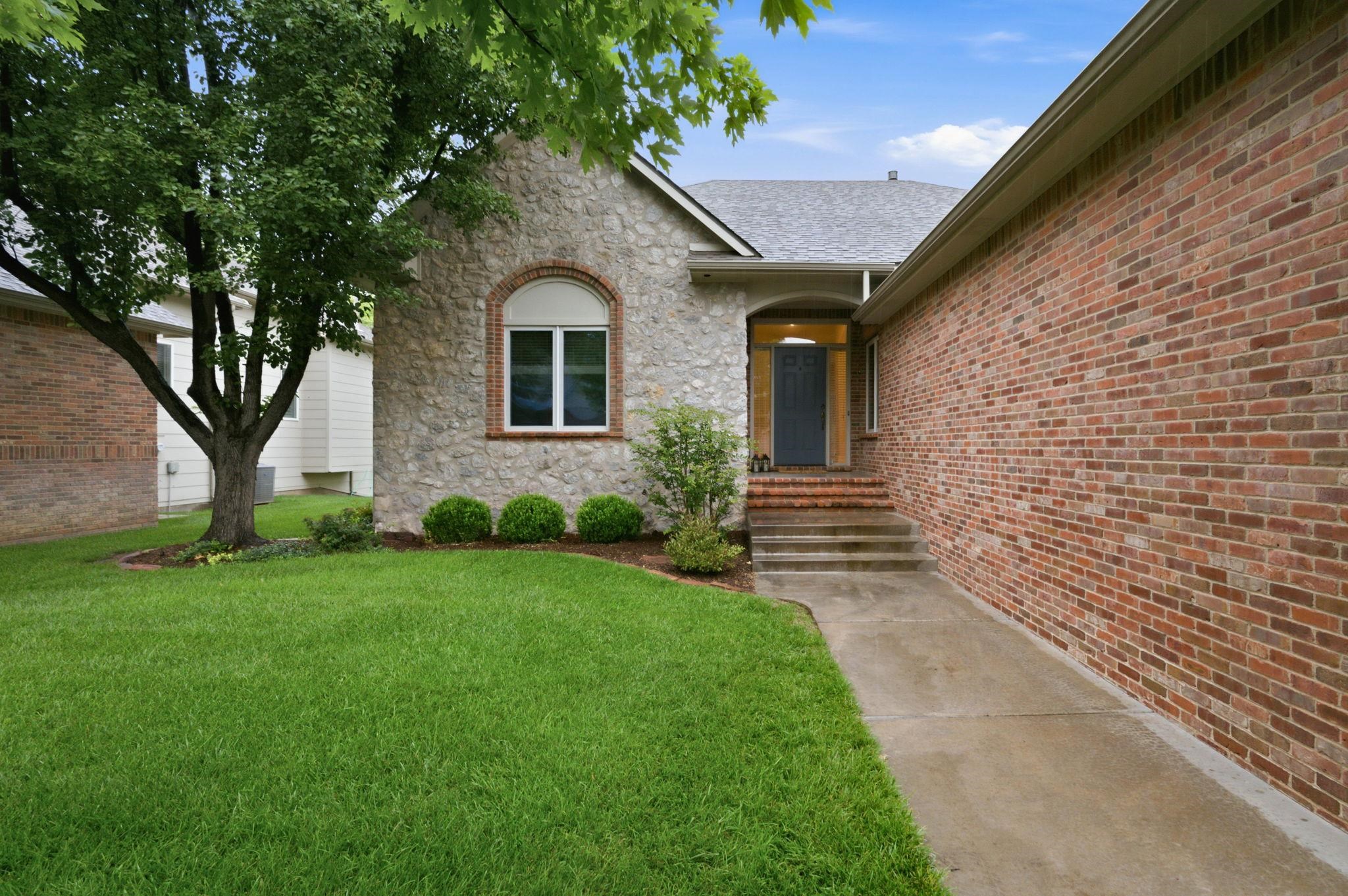 13506 W Links St Property Photo 2