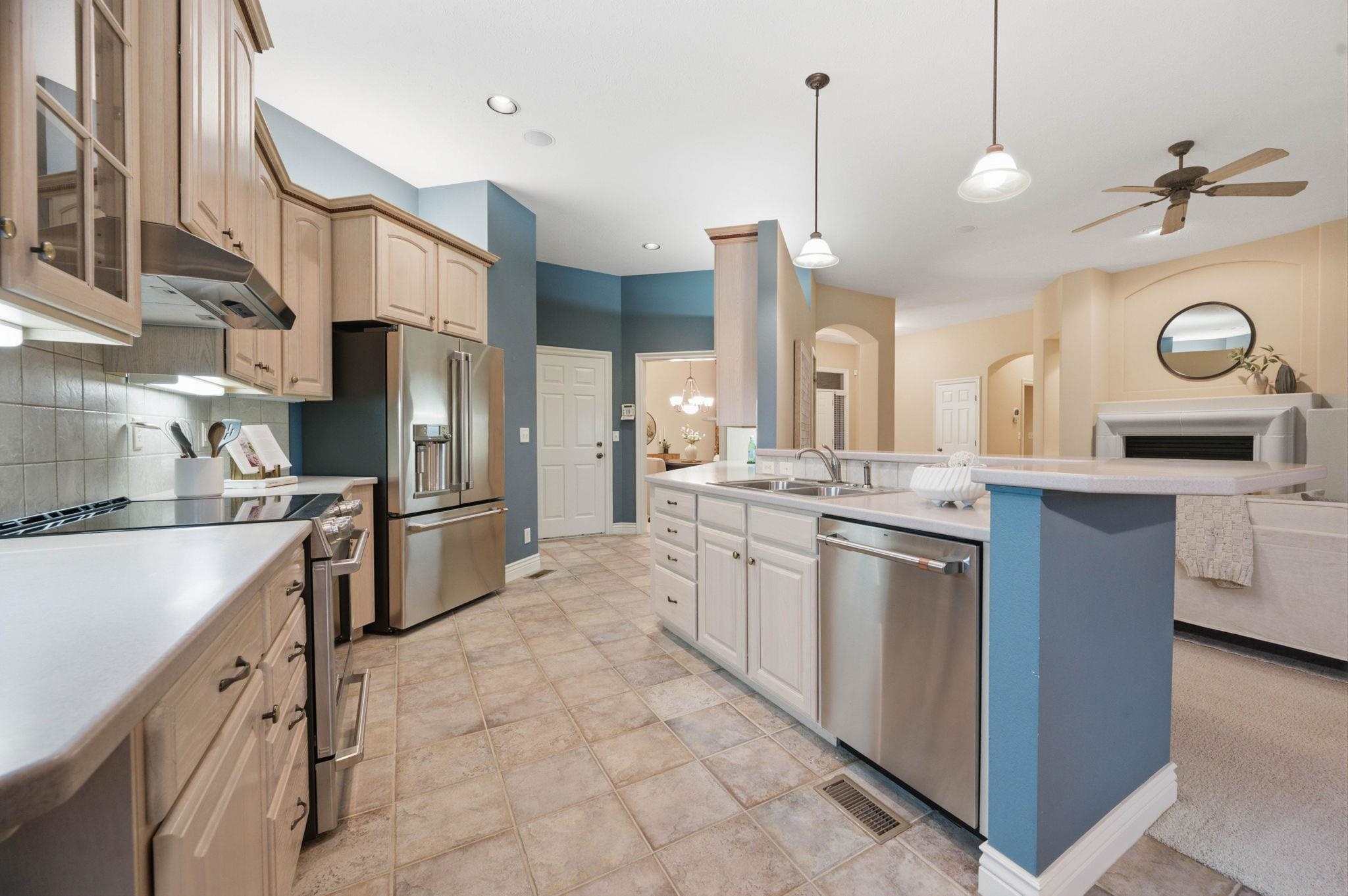 13506 W Links St Property Photo 9