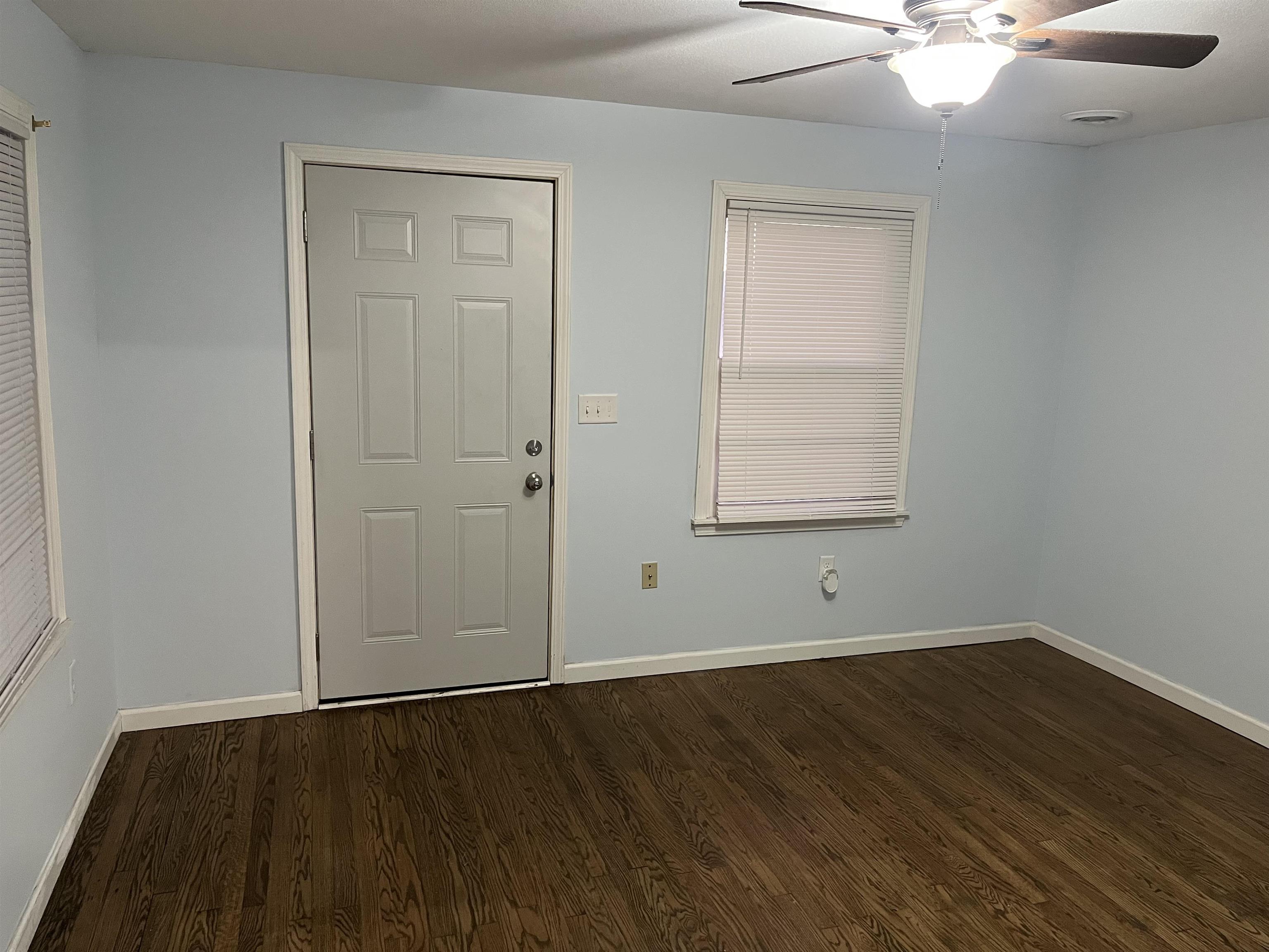 1301 N Piatt Property Photo 9