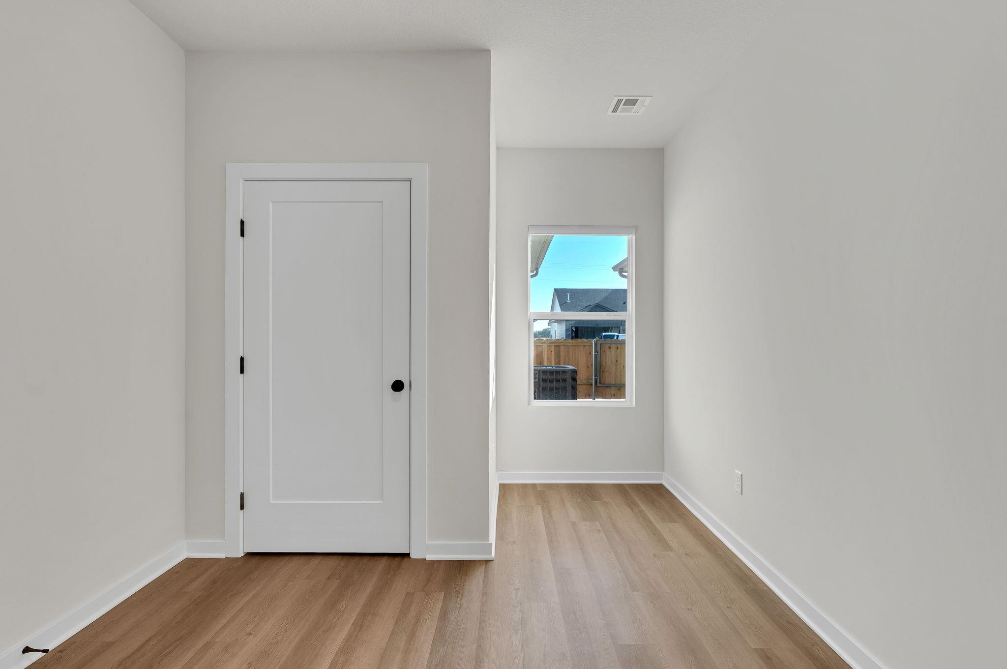 244 & 246 N Gowen St Property Photo 18