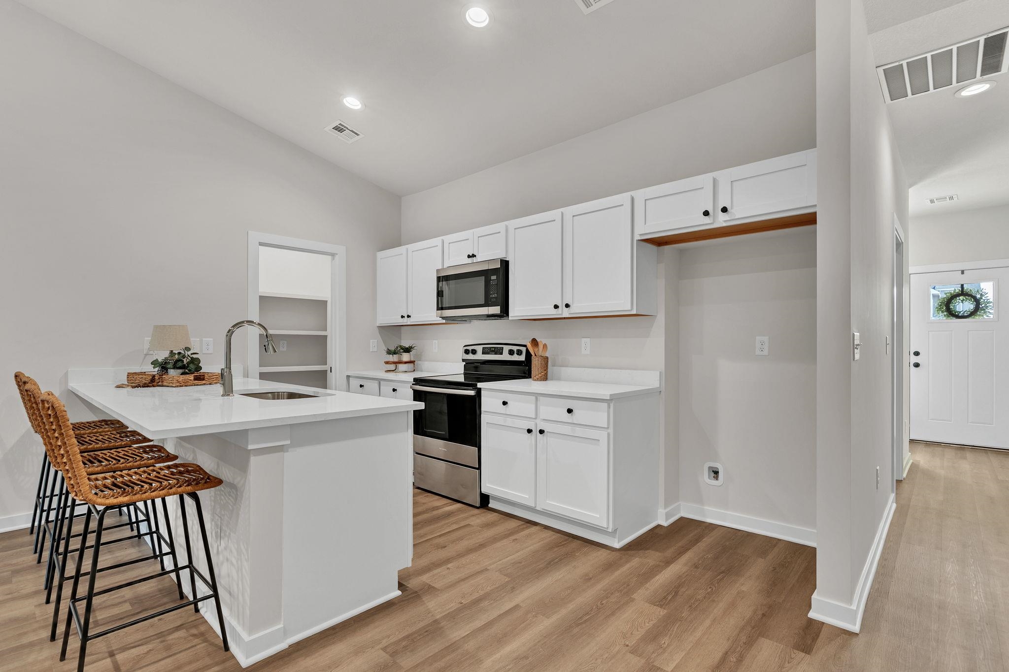 16904 W Leyland St Property Photo 7