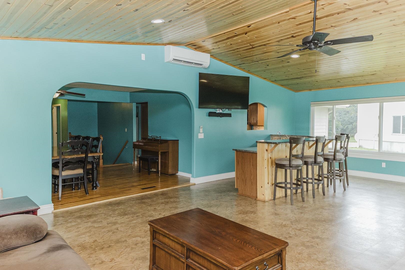 12150 N Meridian Property Photo 12