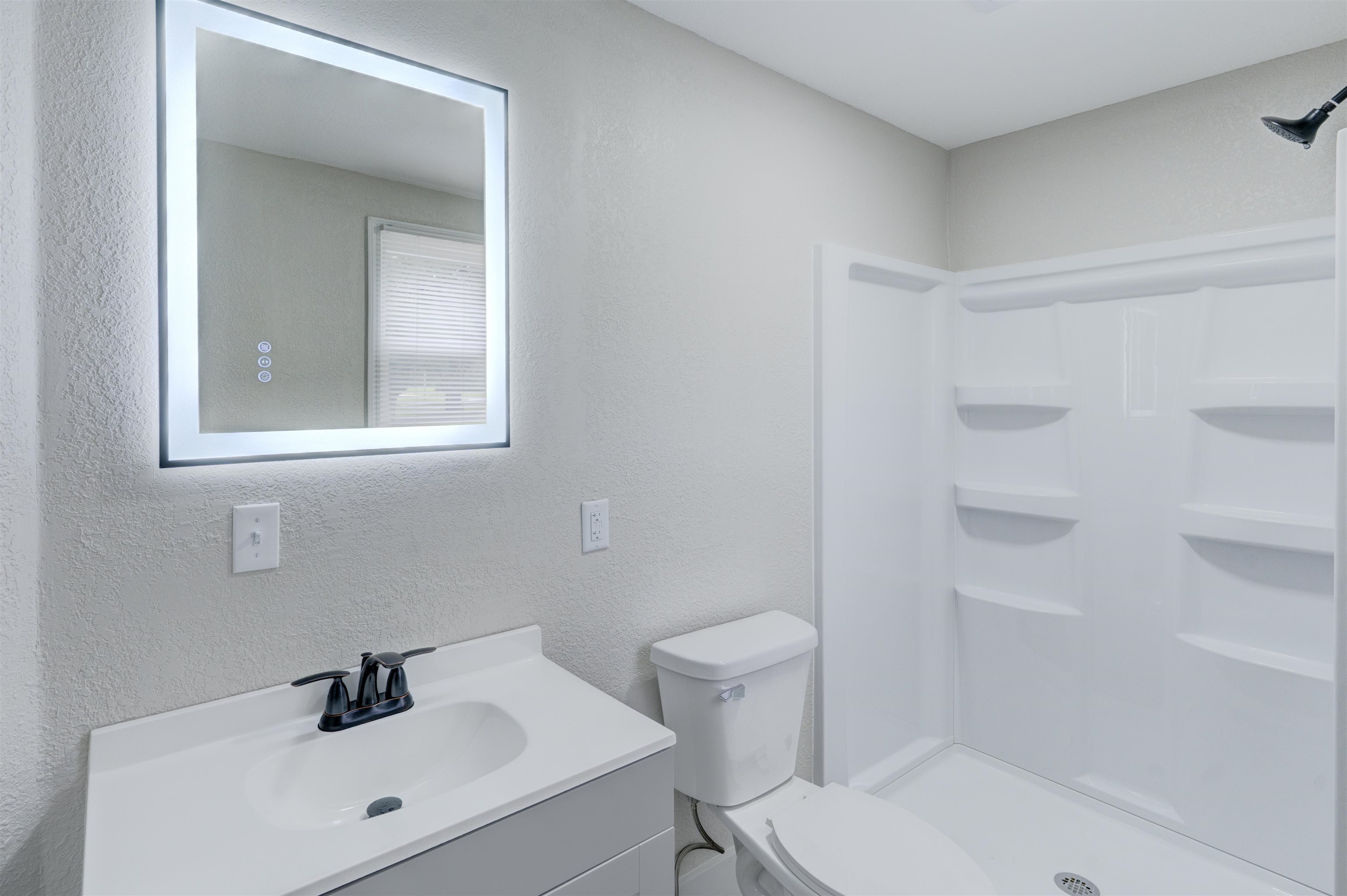 1701 E Chestnut Ave. Property Photo 10