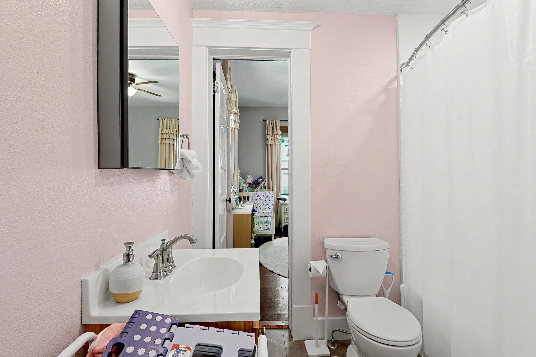 802 N Gilman Ave Property Photo 17