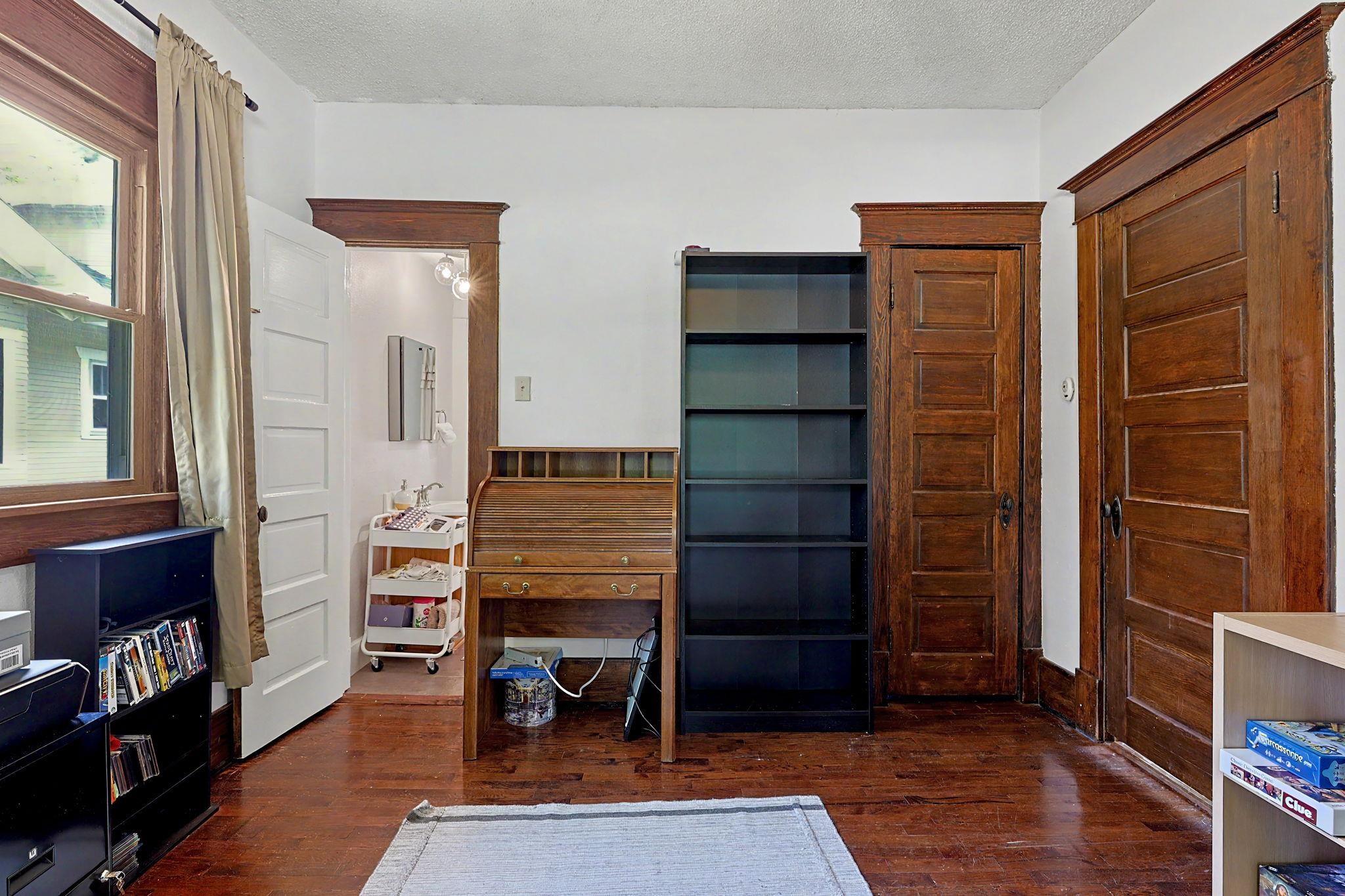 802 N Gilman Ave Property Photo 18