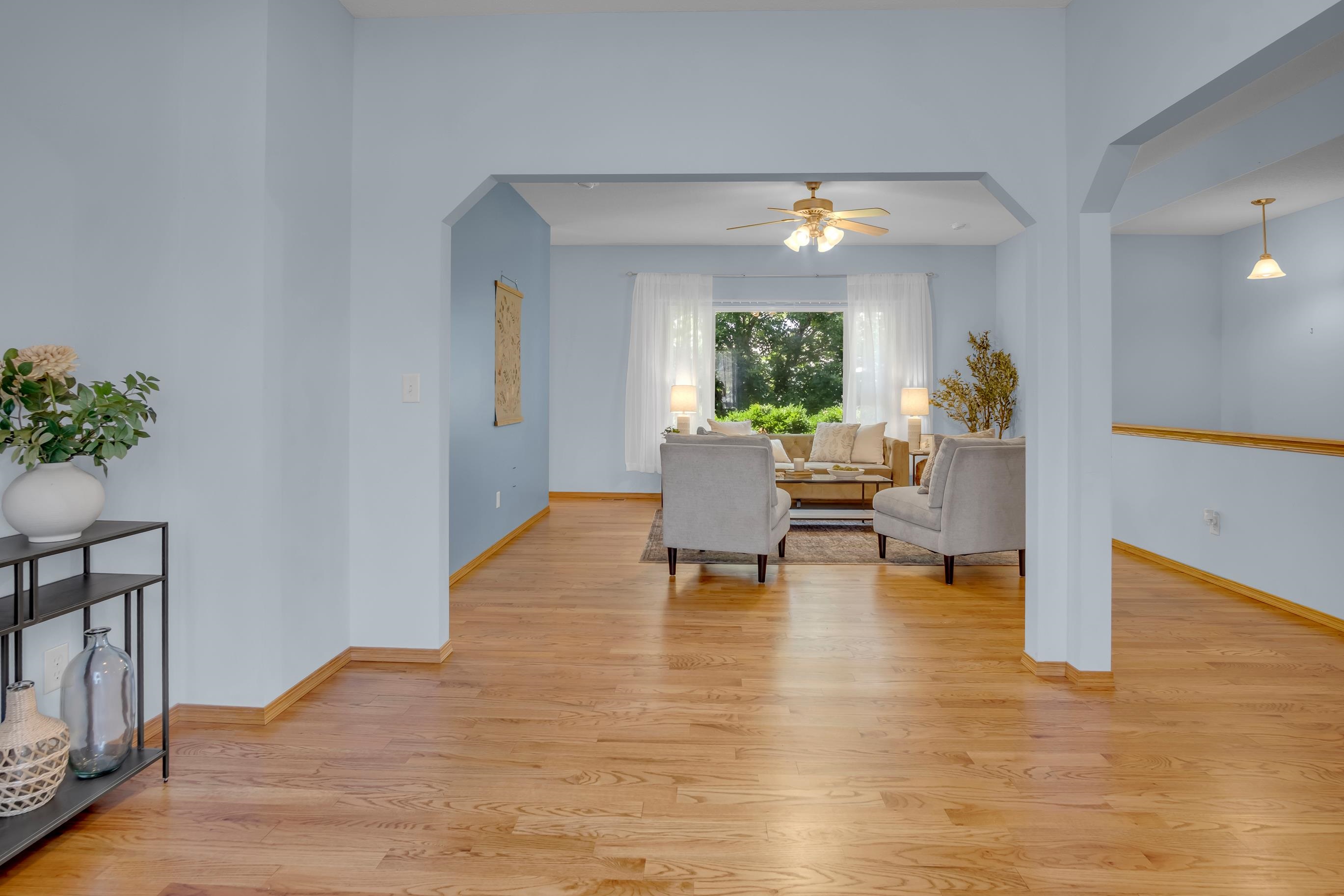 2115 Bristol Ln Property Photo 6