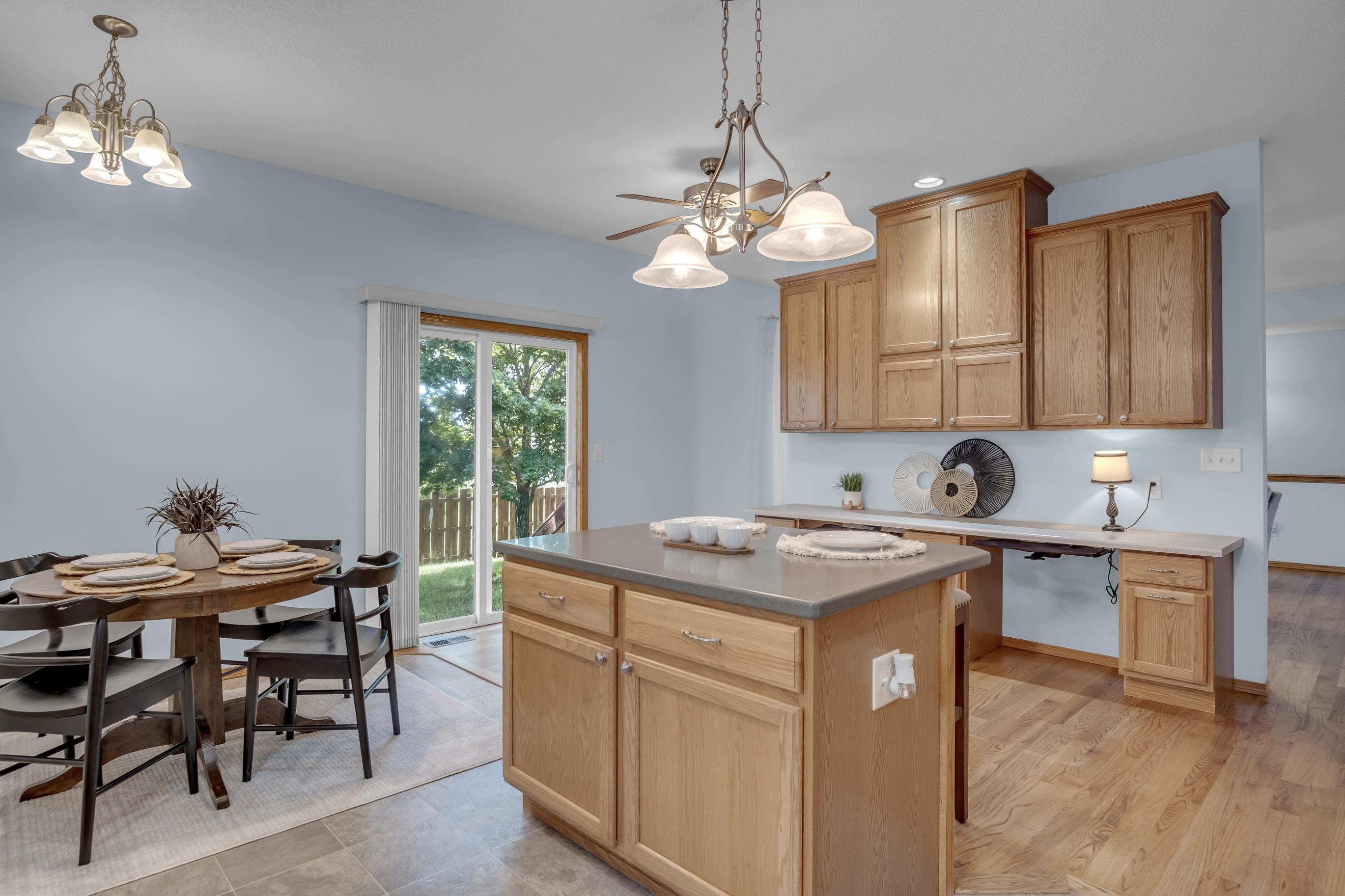 2115 Bristol Ln Property Photo 13