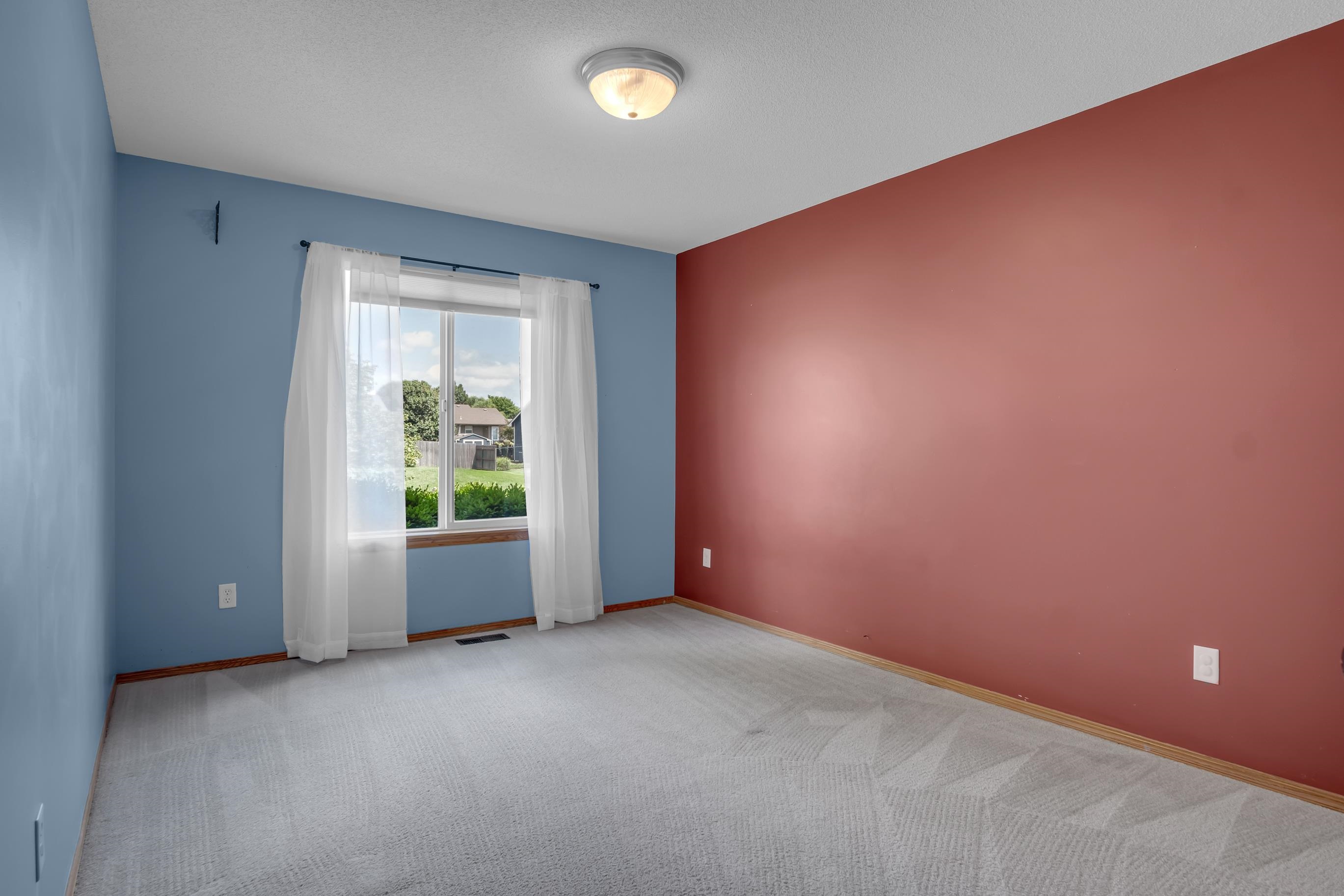2115 Bristol Ln Property Photo 20
