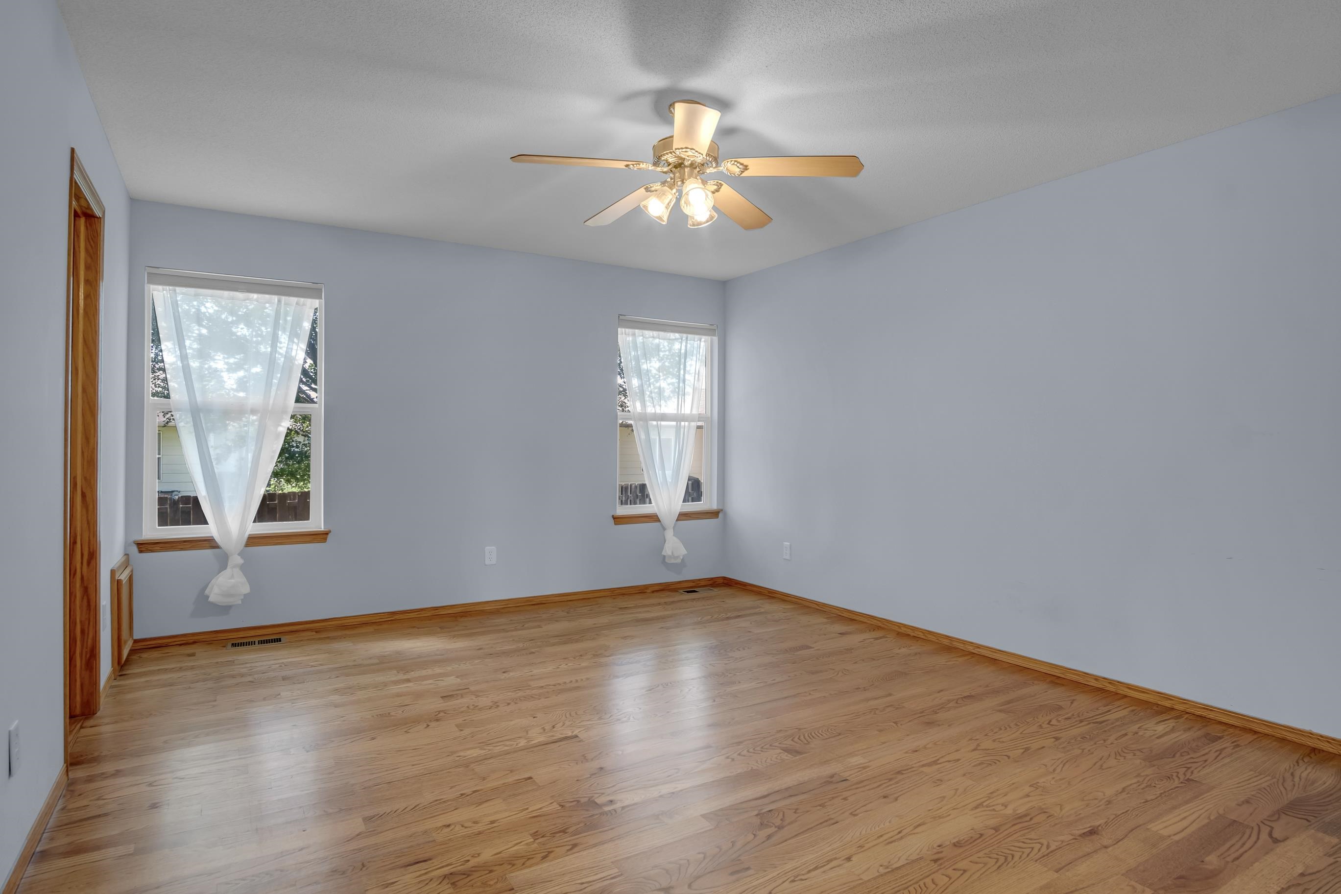 2115 Bristol Ln Property Photo 21