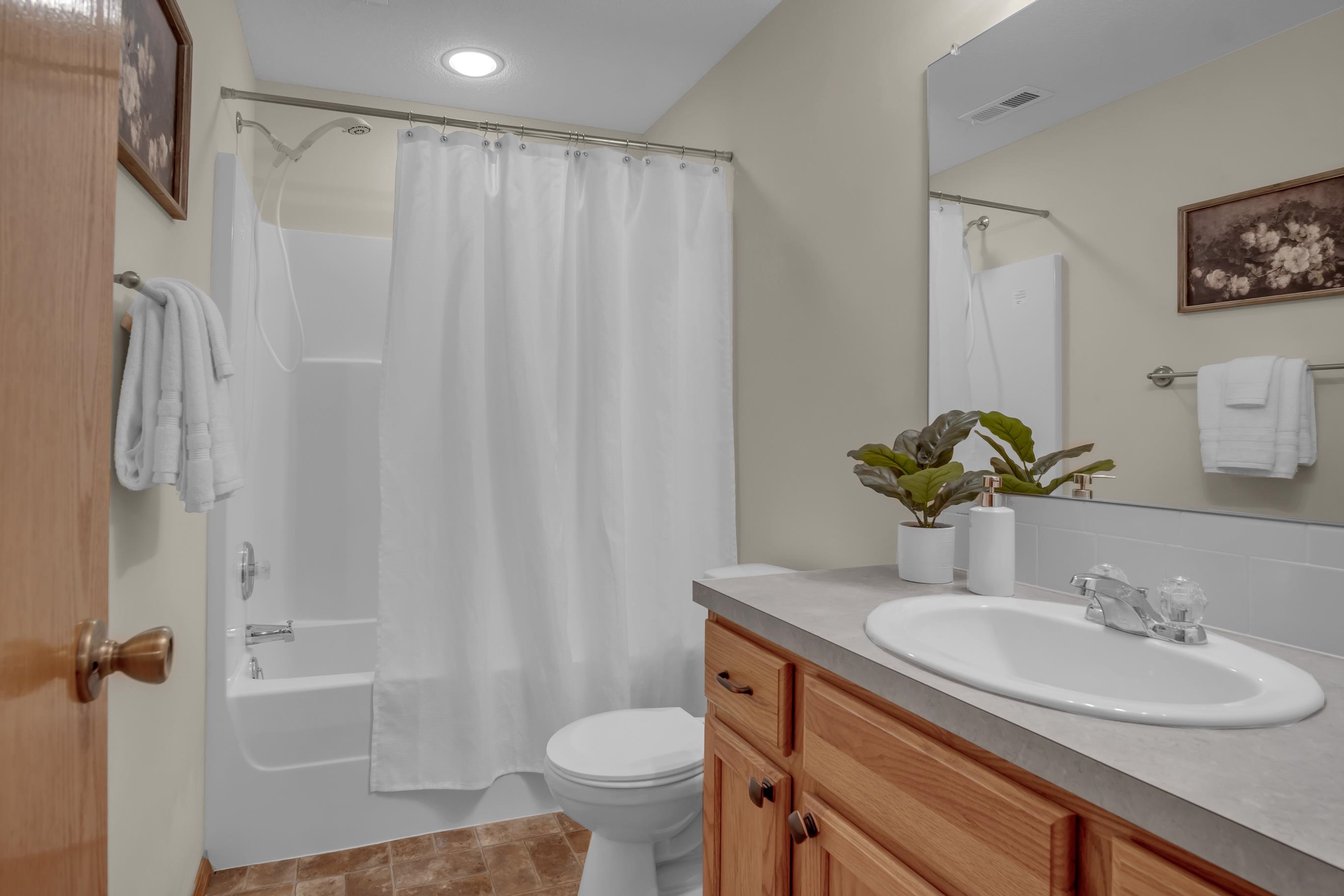 2115 Bristol Ln Property Photo 29