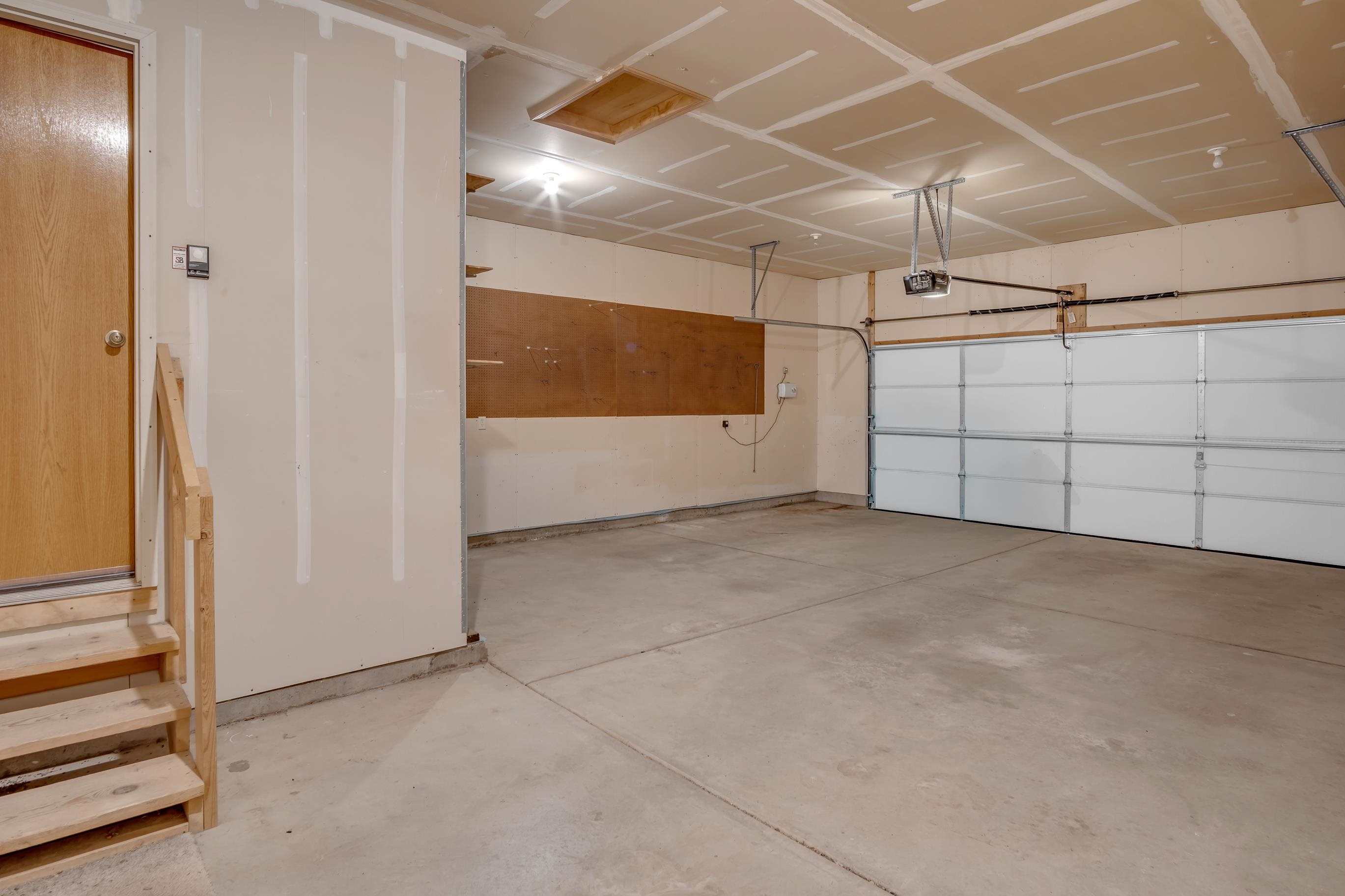 2115 Bristol Ln Property Photo 34