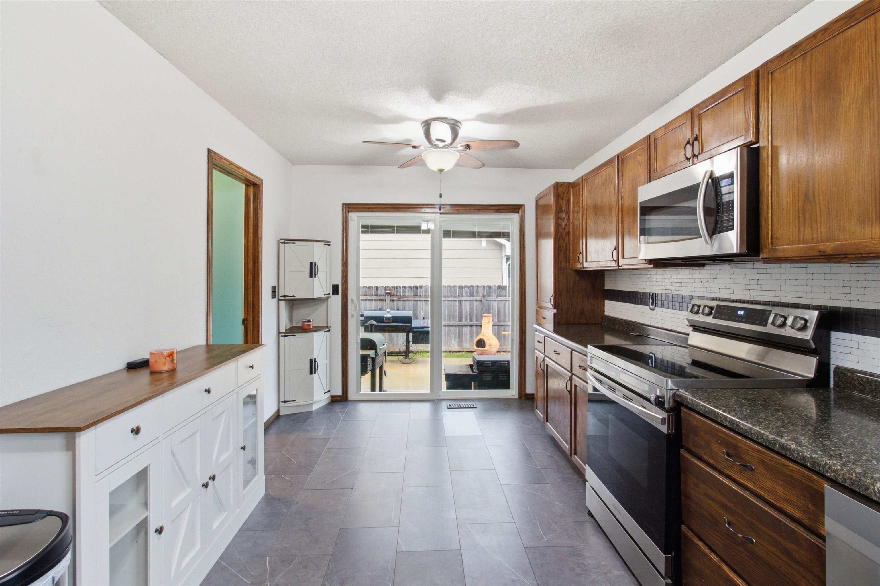 11703 W Nantucket St Property Photo 9
