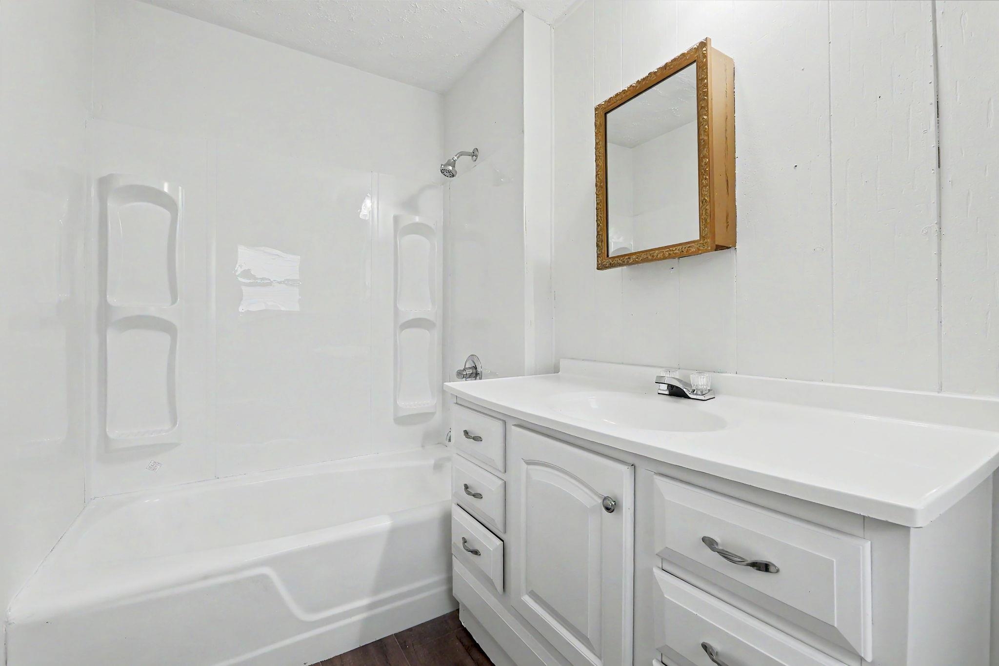 2328 W Maple Property Photo 15