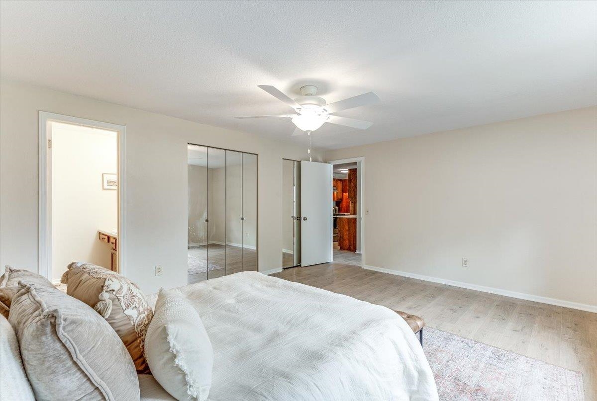 3123 N Brookfield Property Photo 13