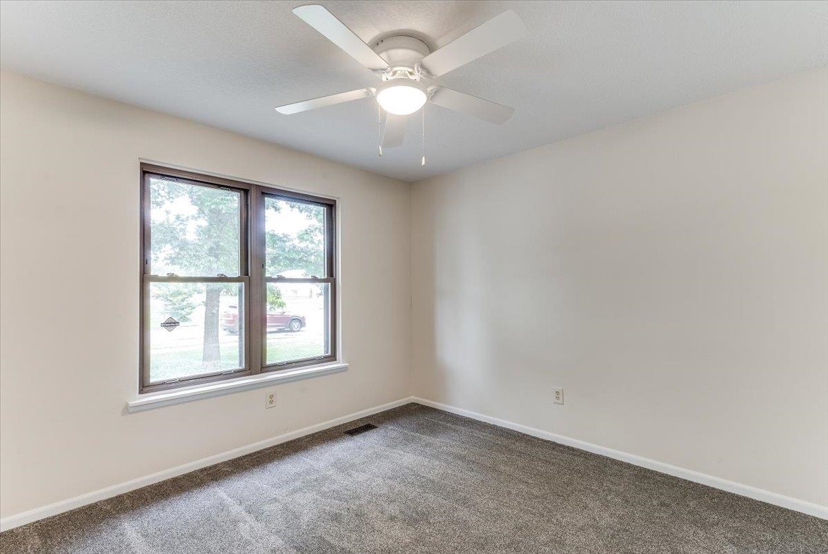 3123 N Brookfield Property Photo 15