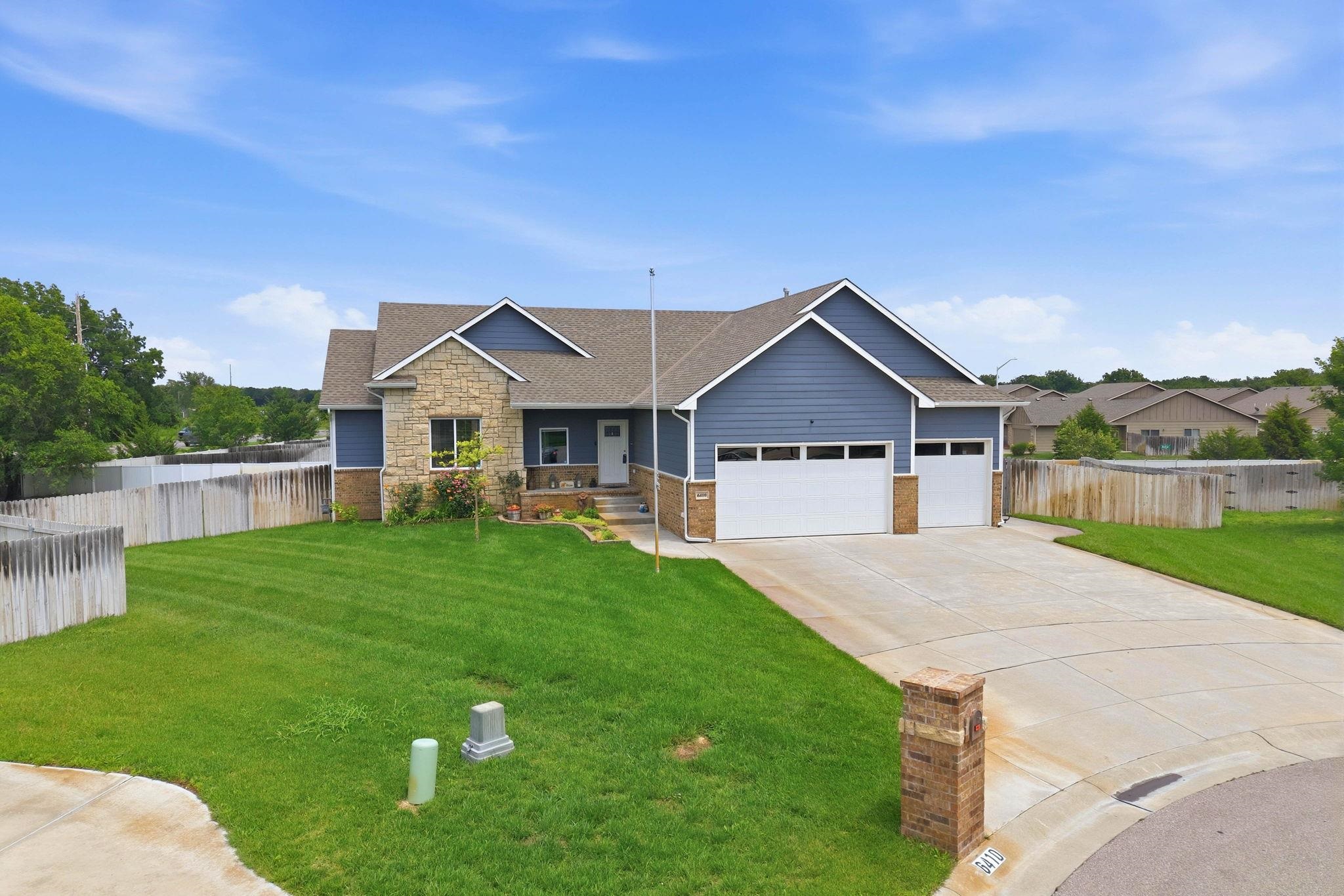 6410 S Jade Ct Property Photo 1