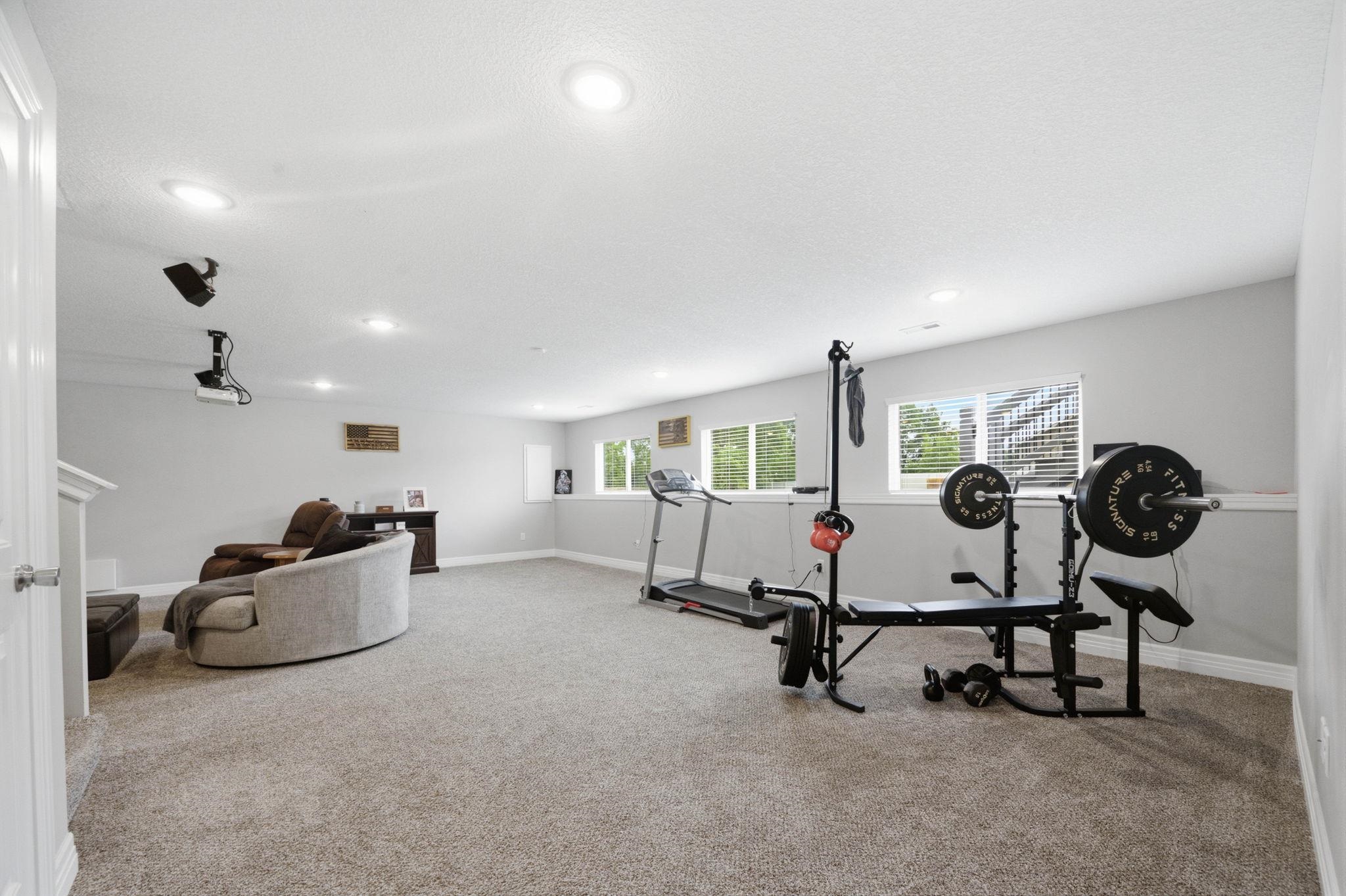 6410 S Jade Ct Property Photo 23