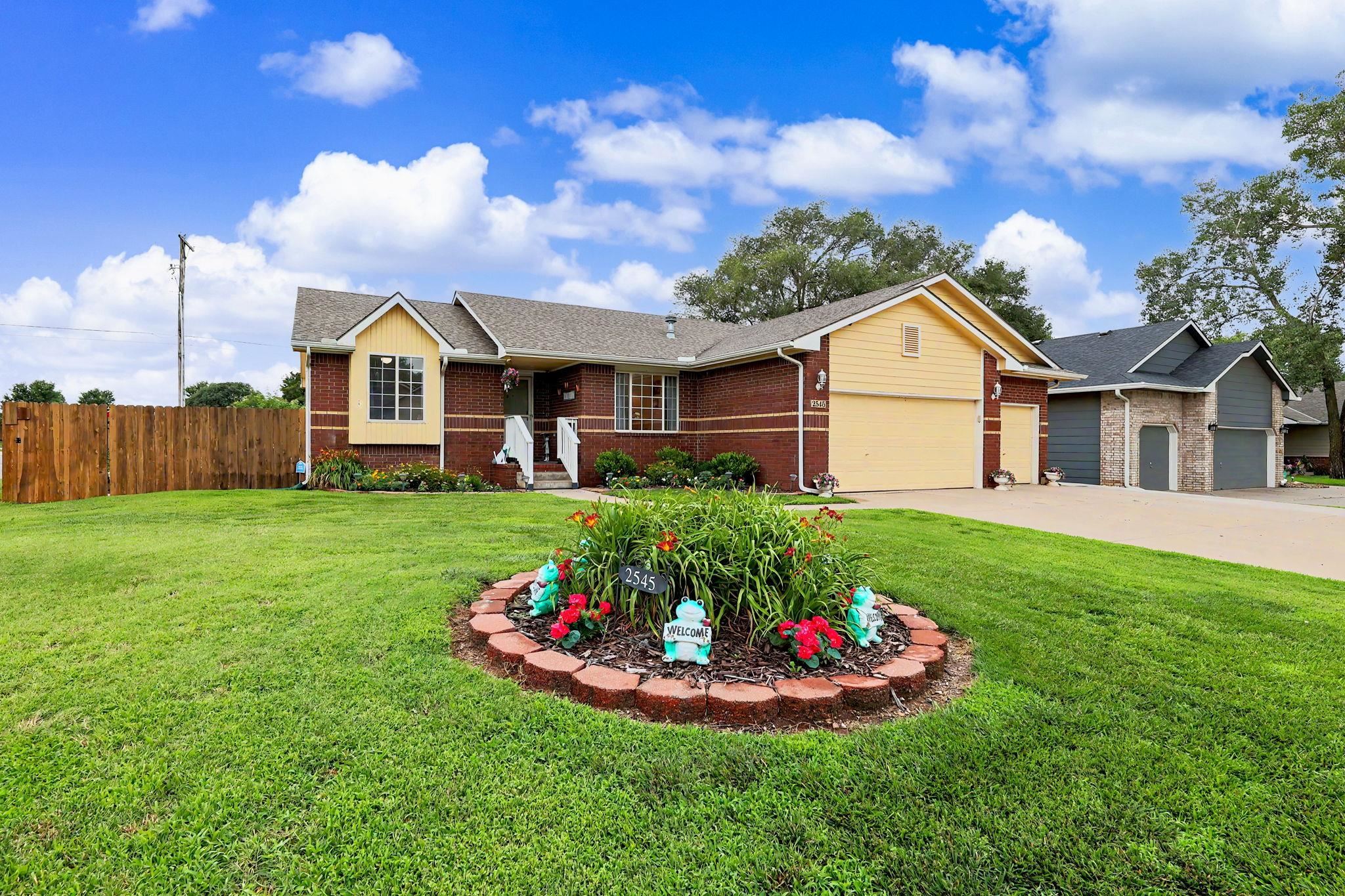 2545 S Denene St Property Photo 1