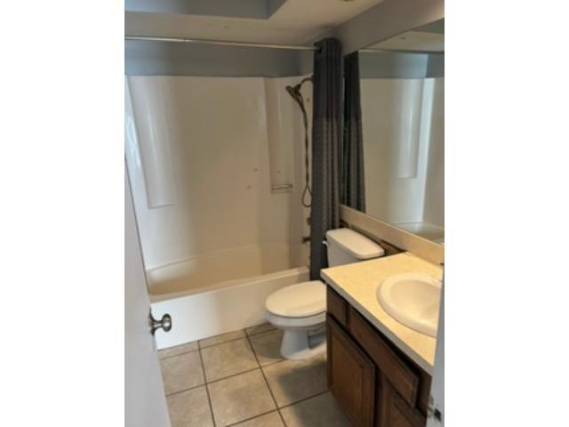 1717 S Cypress St. Apt 412 Property Photo 3