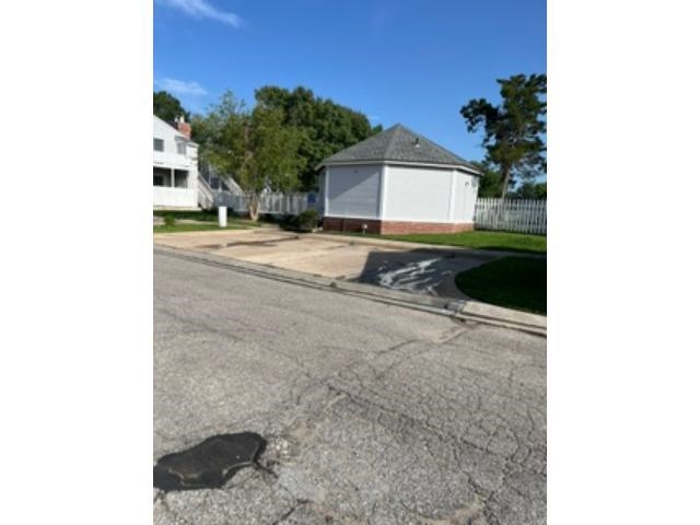 1717 S Cypress St. Apt 412 Property Photo 20