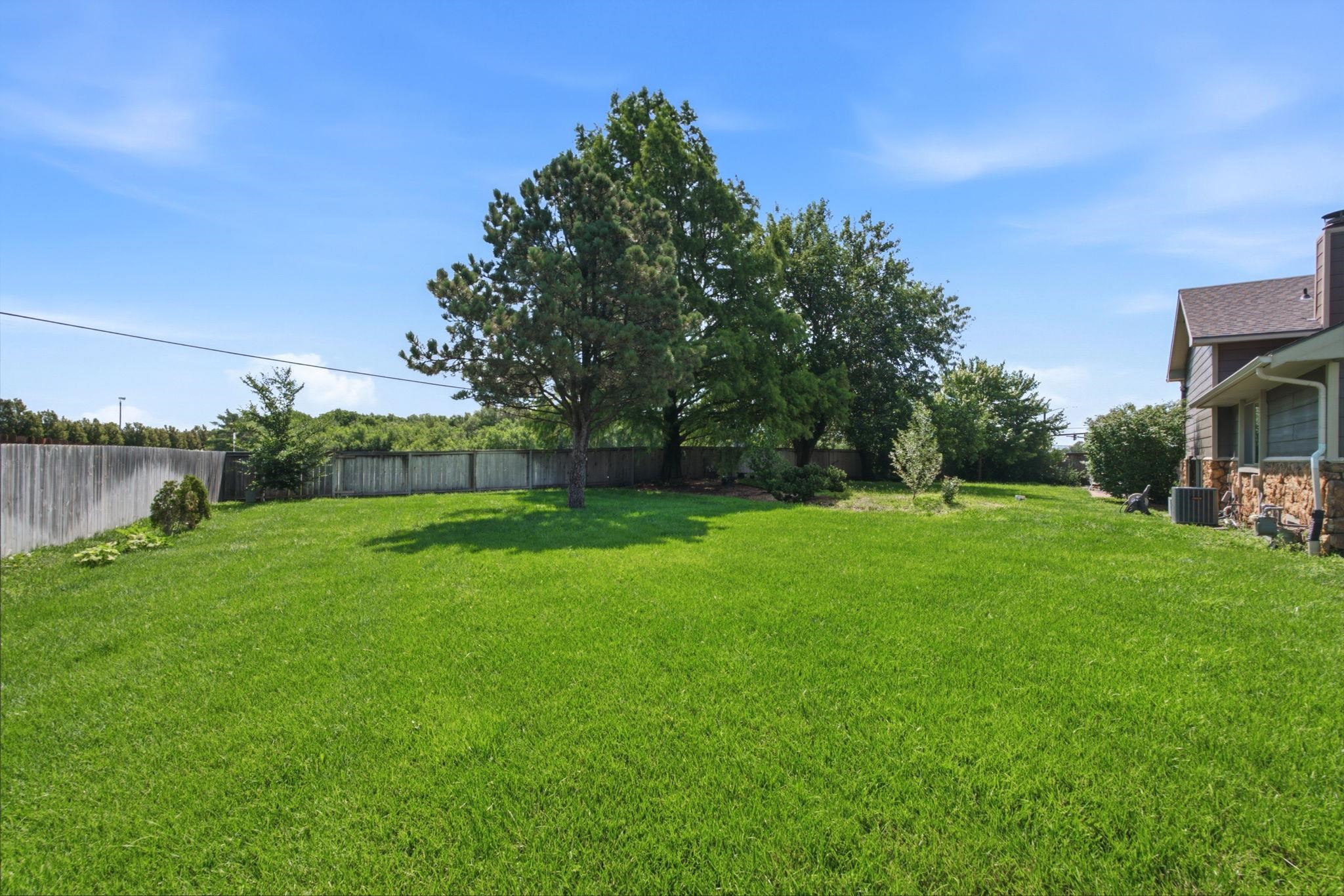 114 W Pine View Drive Property Photo 30