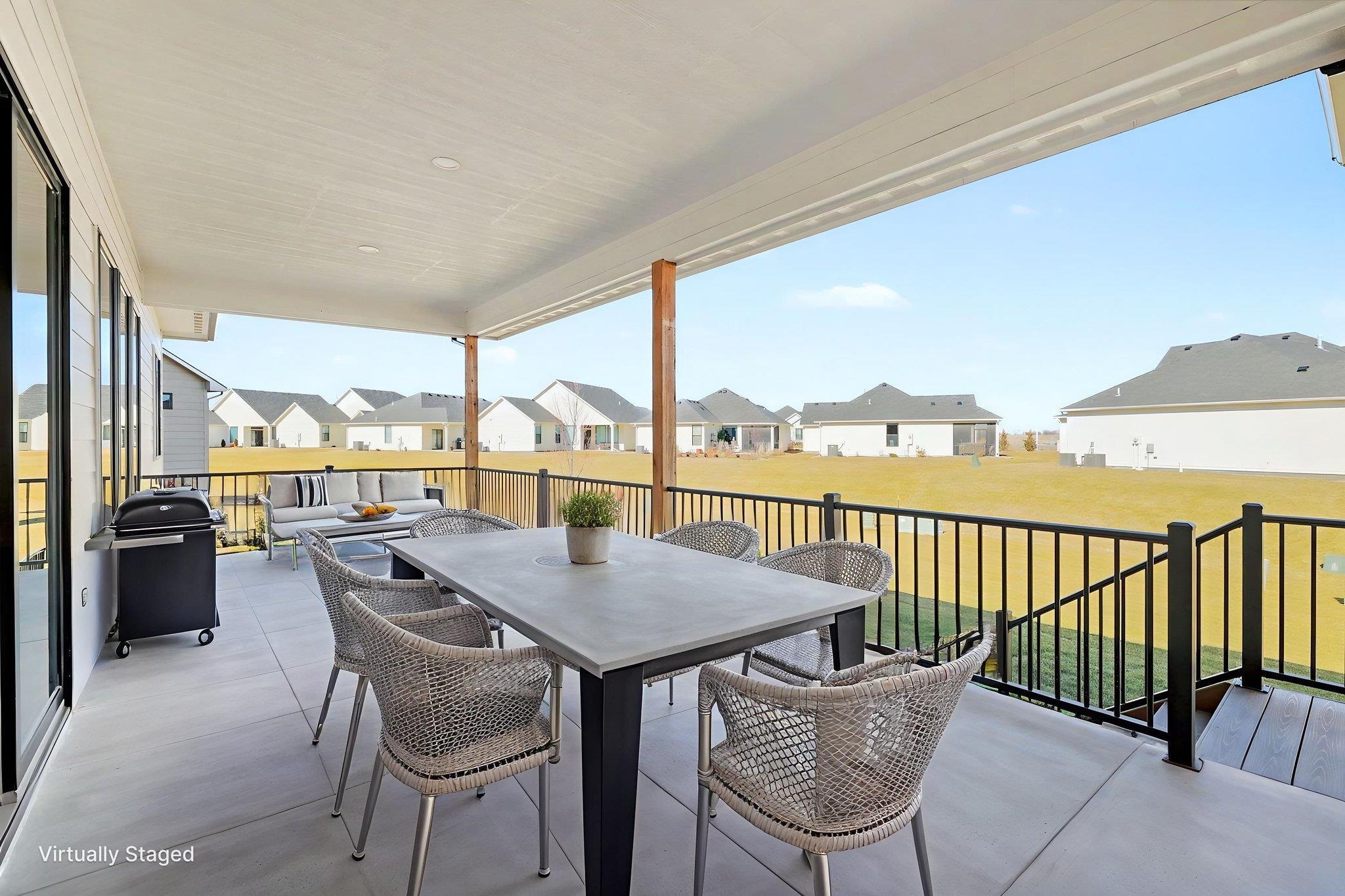 3658 N Bristol Ct Property Photo 29