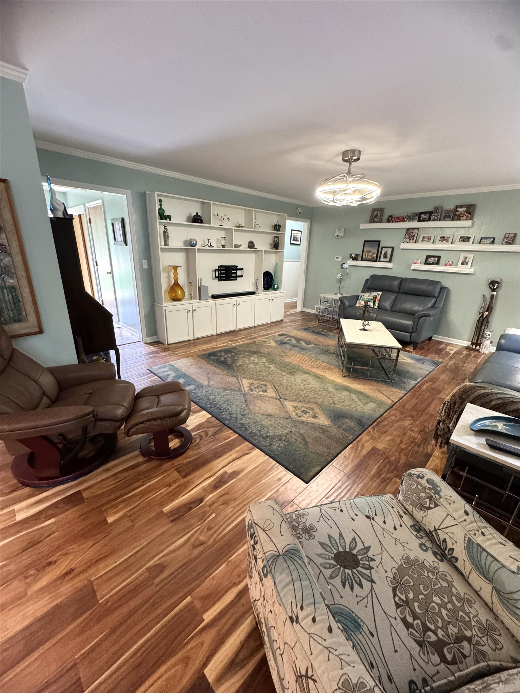 1651 Pennsylvania Property Photo 6