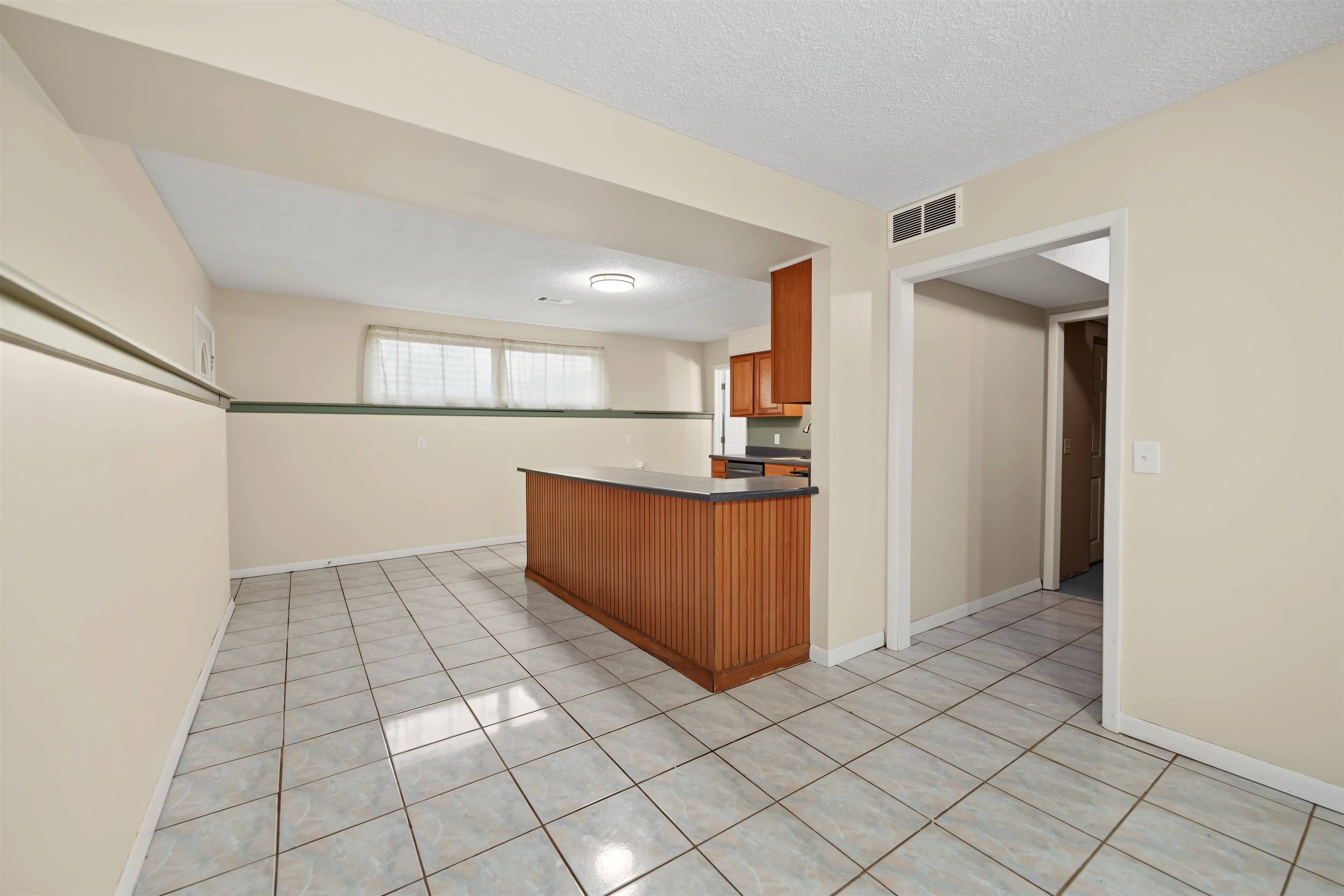 2449 Robin Property Photo 18