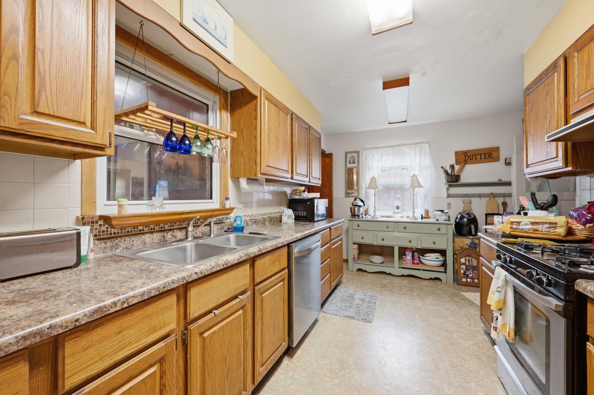 2857 S Larkin Dr Property Photo 10