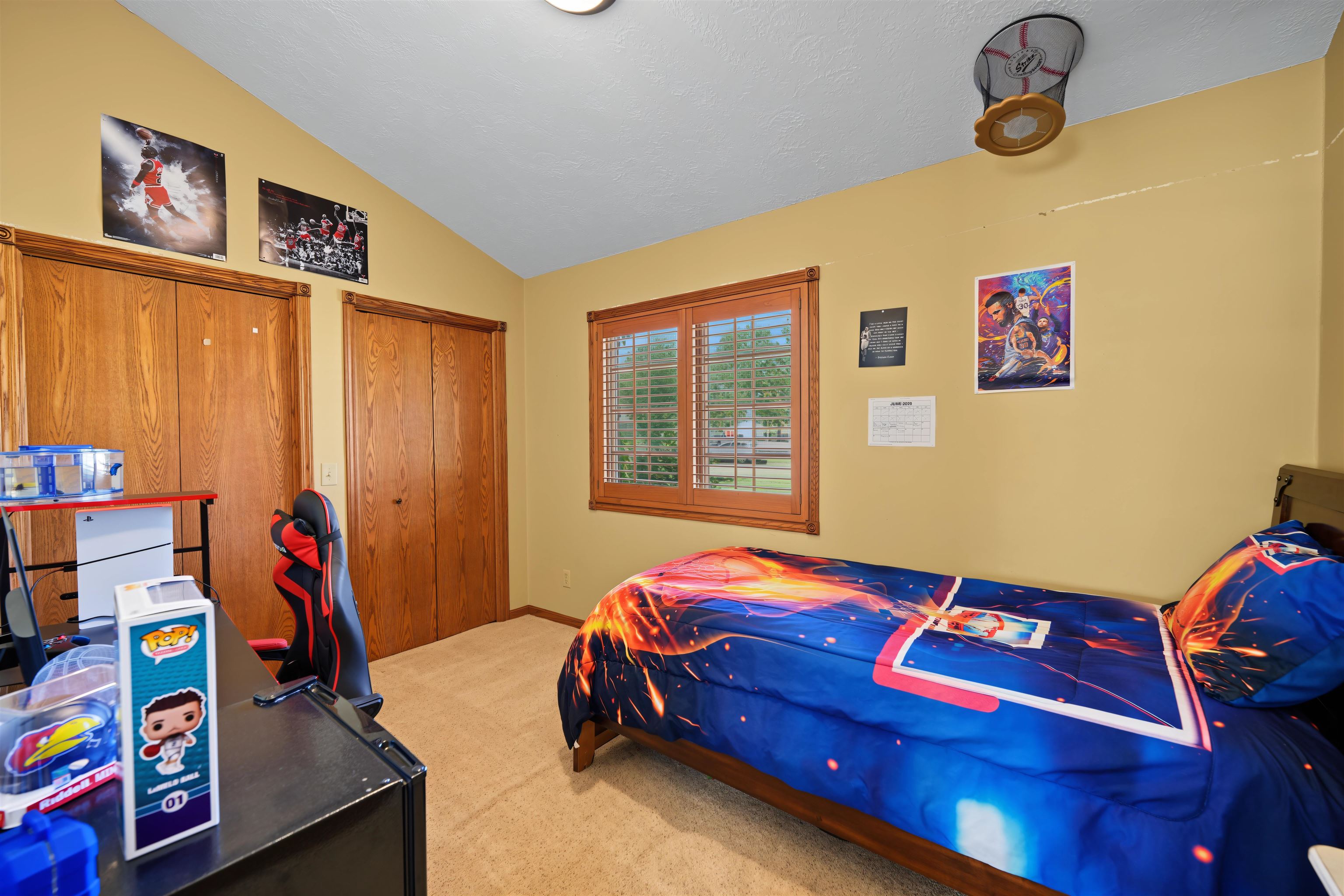 302 C St Property Photo 16