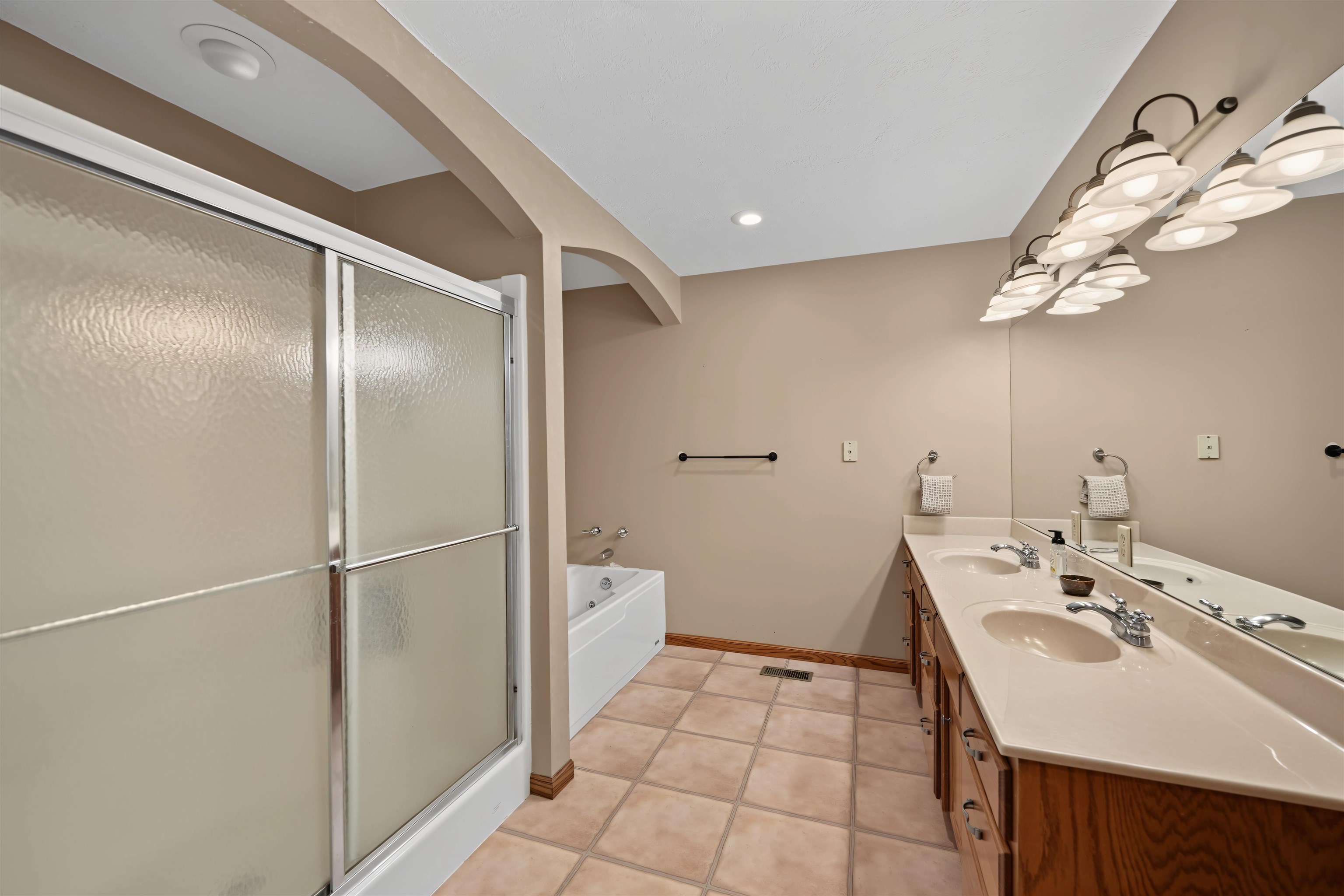 302 C St Property Photo 20