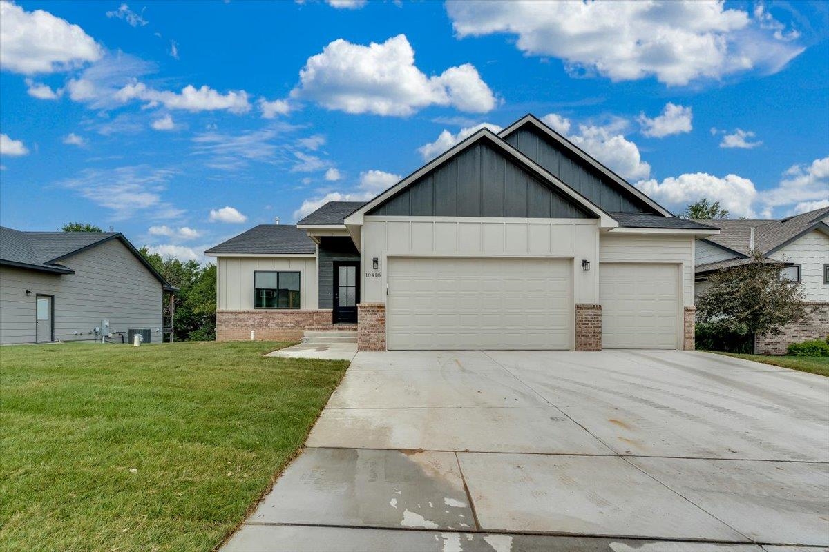 10418 W Graber Cir. Property Photo 1