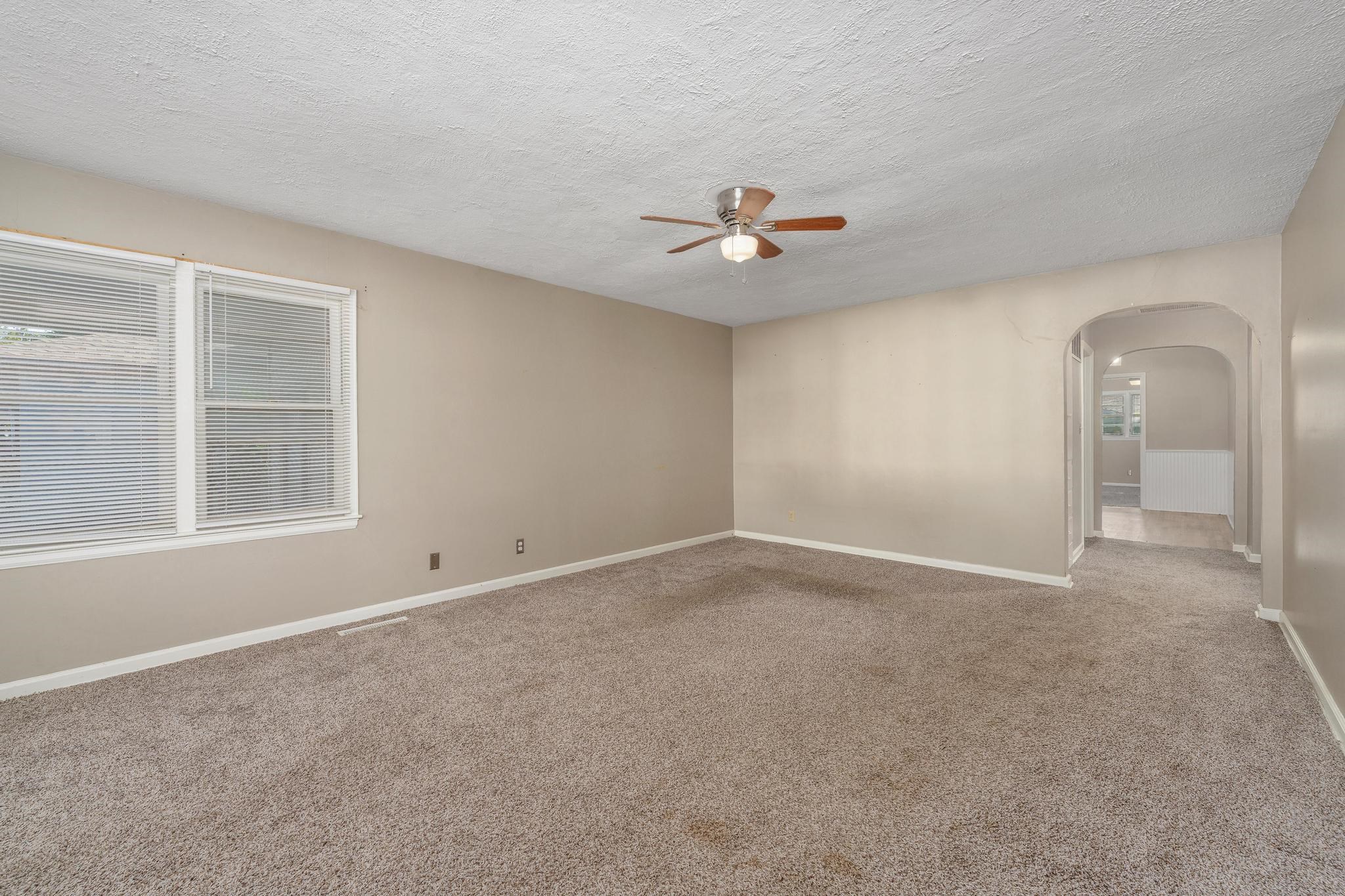 544 S Sylvan Property Photo 3